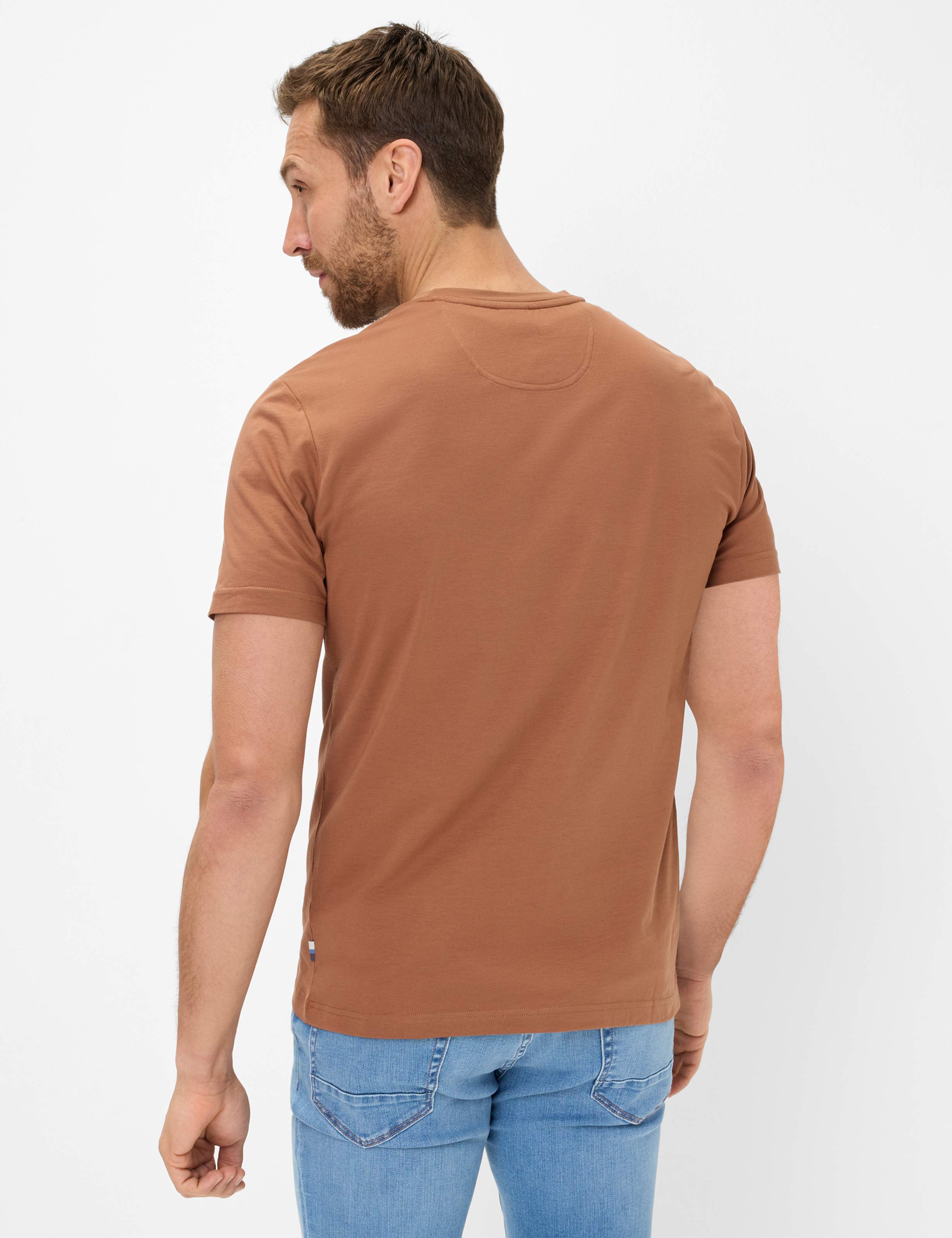 Heren Style TED Bruin  Model achterkant