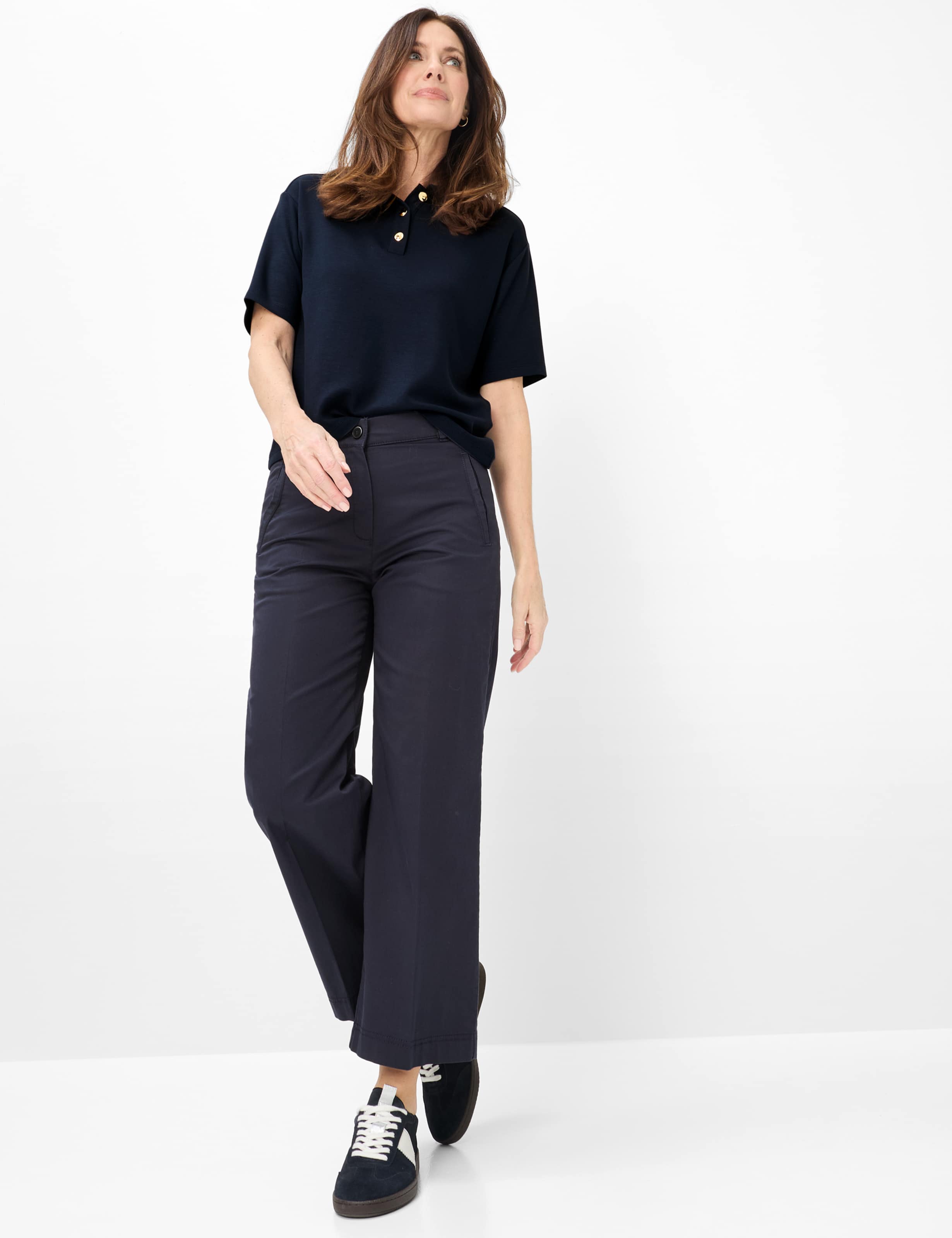 Damen Style PEGGY CULOTTE Dunkelblau Slim Fit Model Outfit