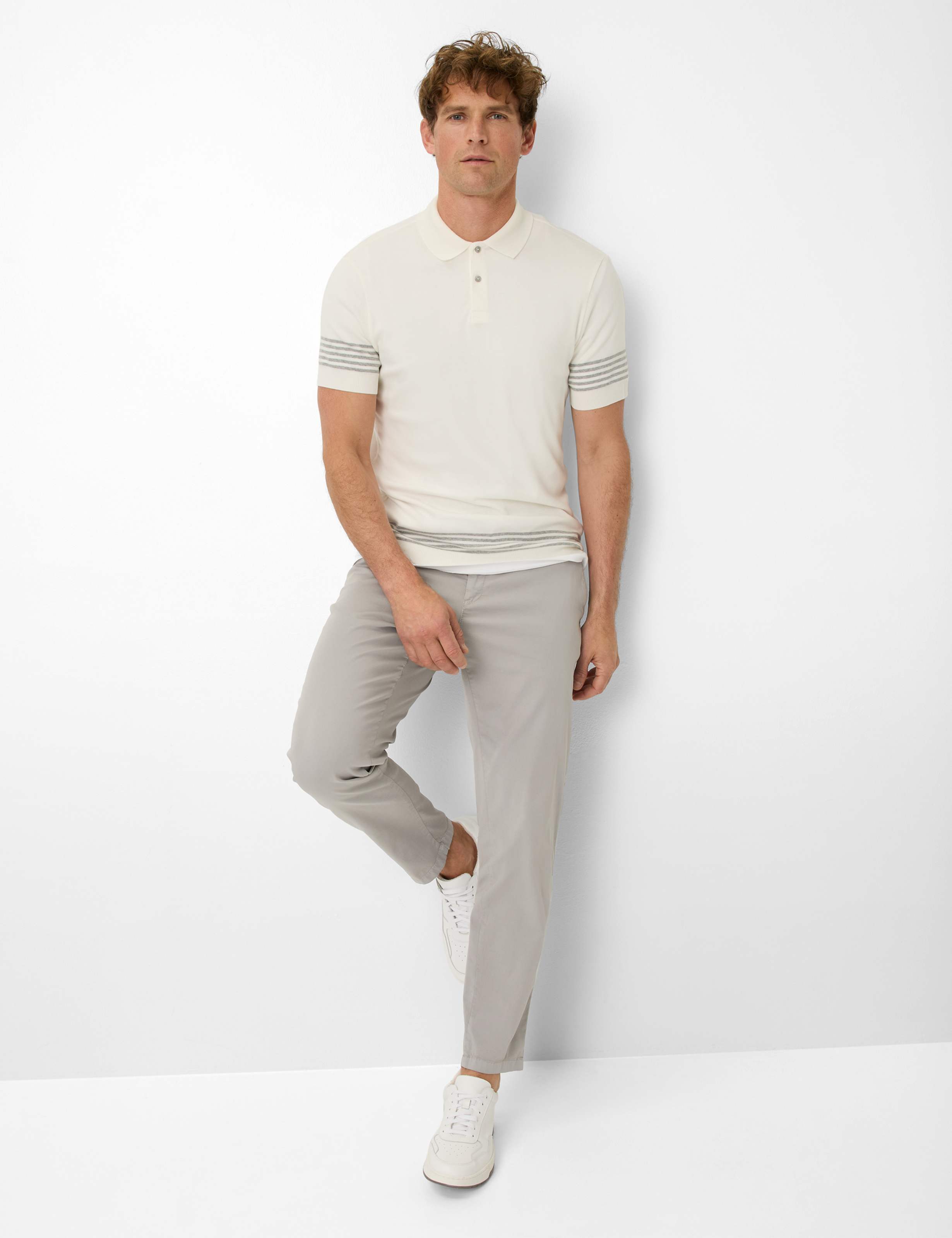Herren Style PAVEL Cremeweiß  Model Outfit