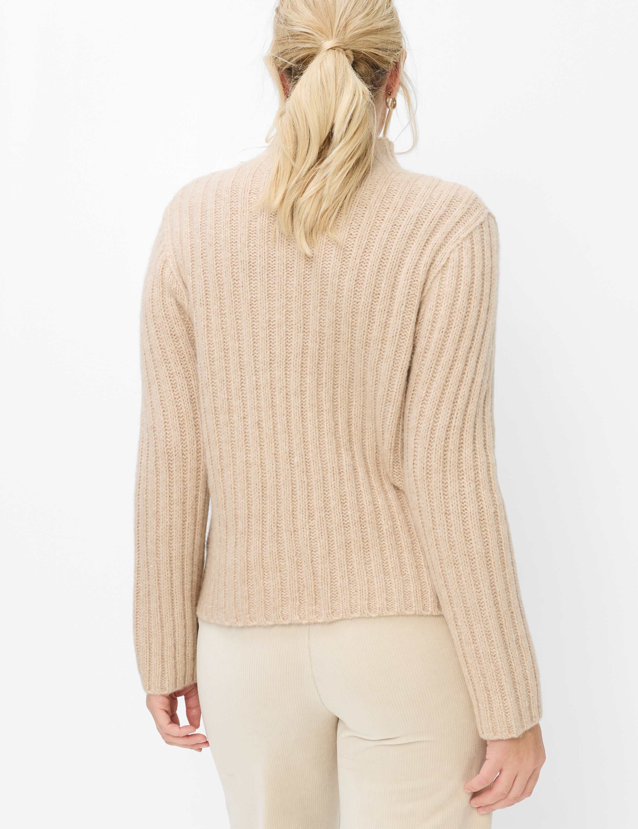 Tons de beige, Femme, Style LEA, MODEL_RUECK_ISHOP