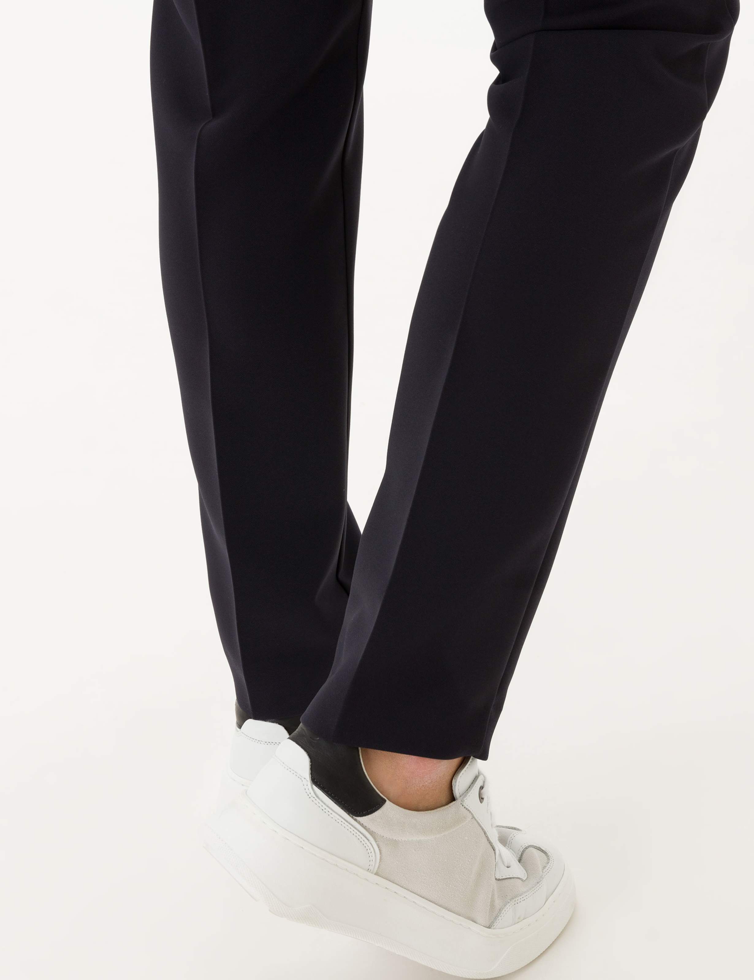 Damen Style LIV Dunkelblau Super Slim Fit Detail 2