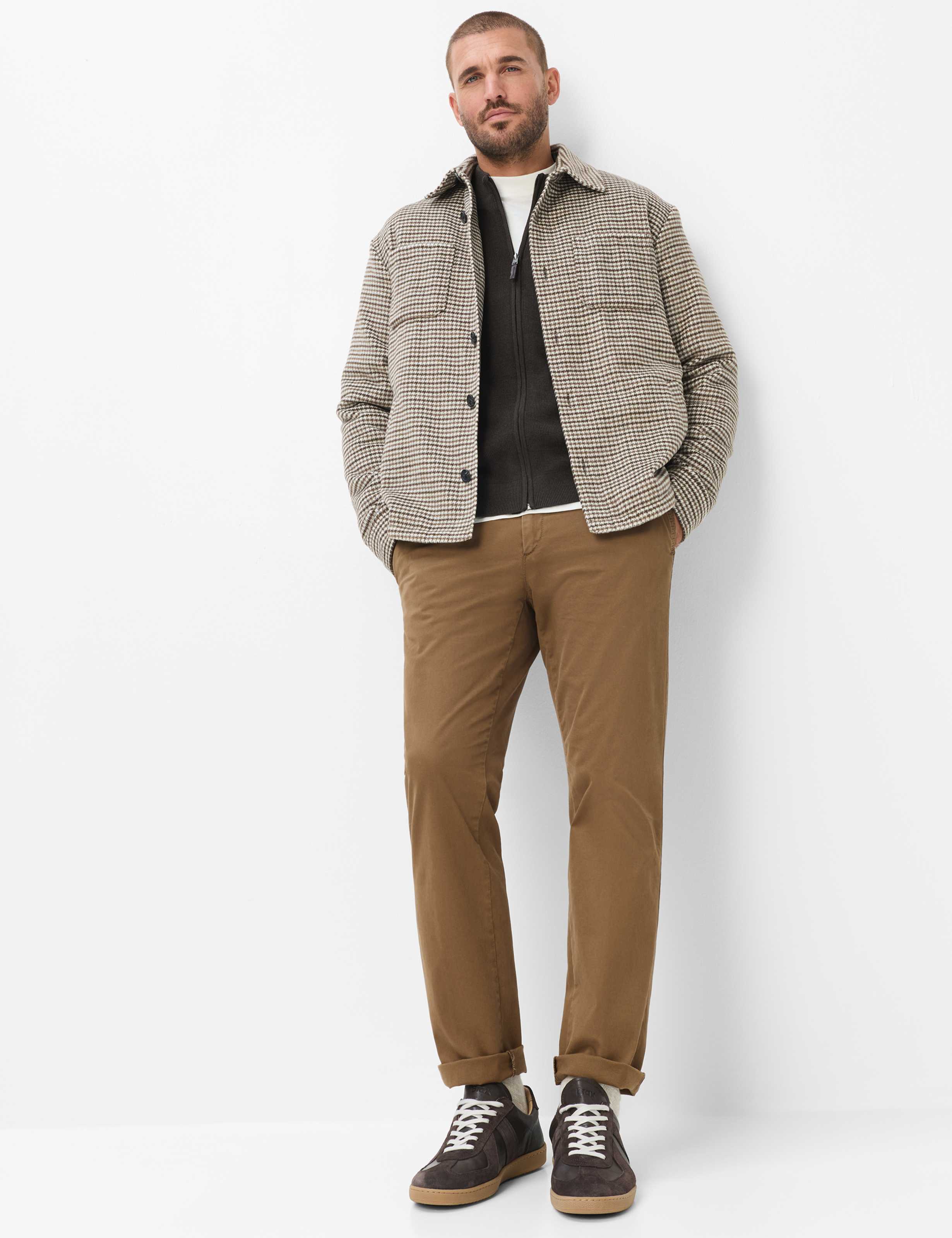 Herre Style EVEREST Brun Regular Fit Model Outfit