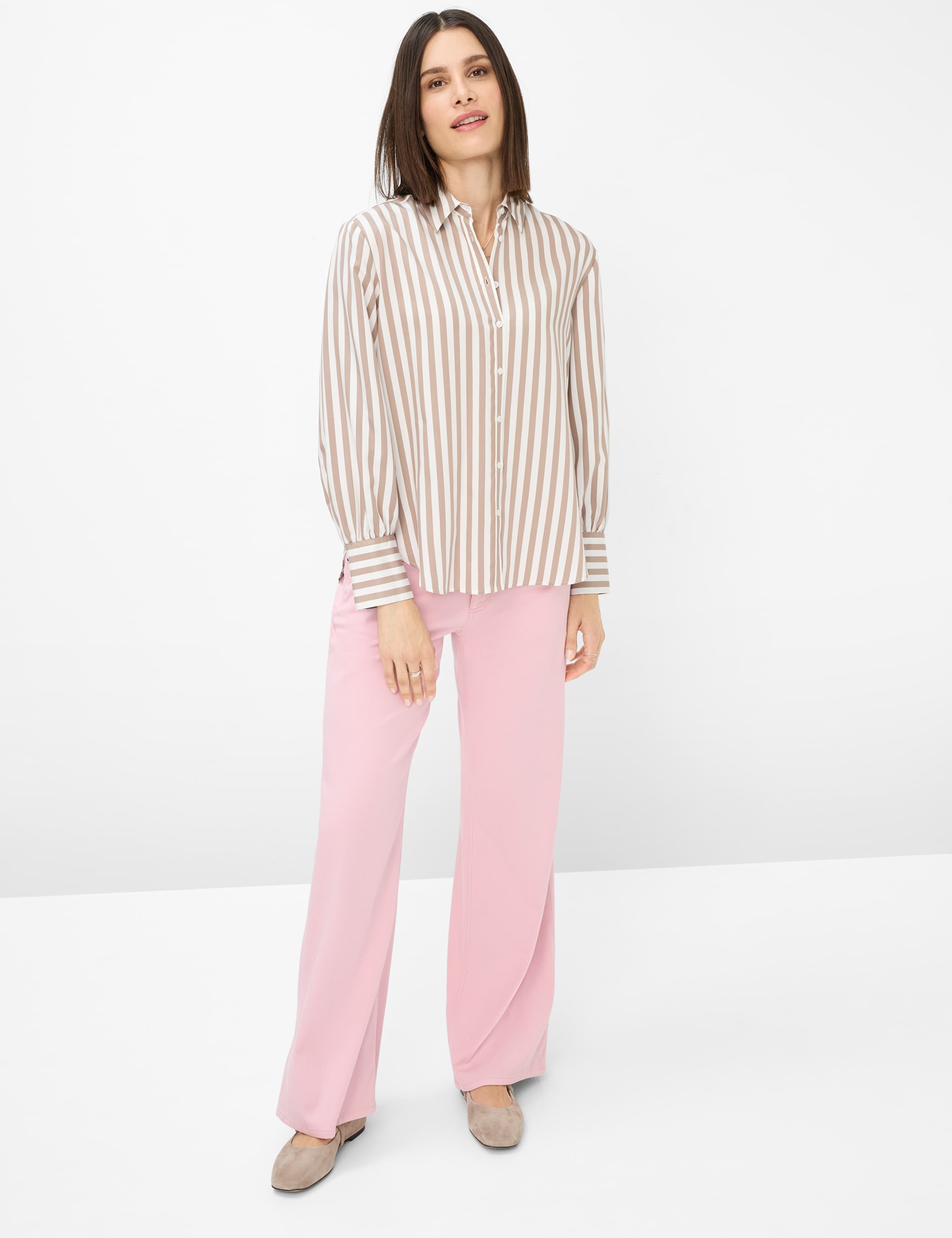 Femme Style VIC Marron  Tenue du mannequin