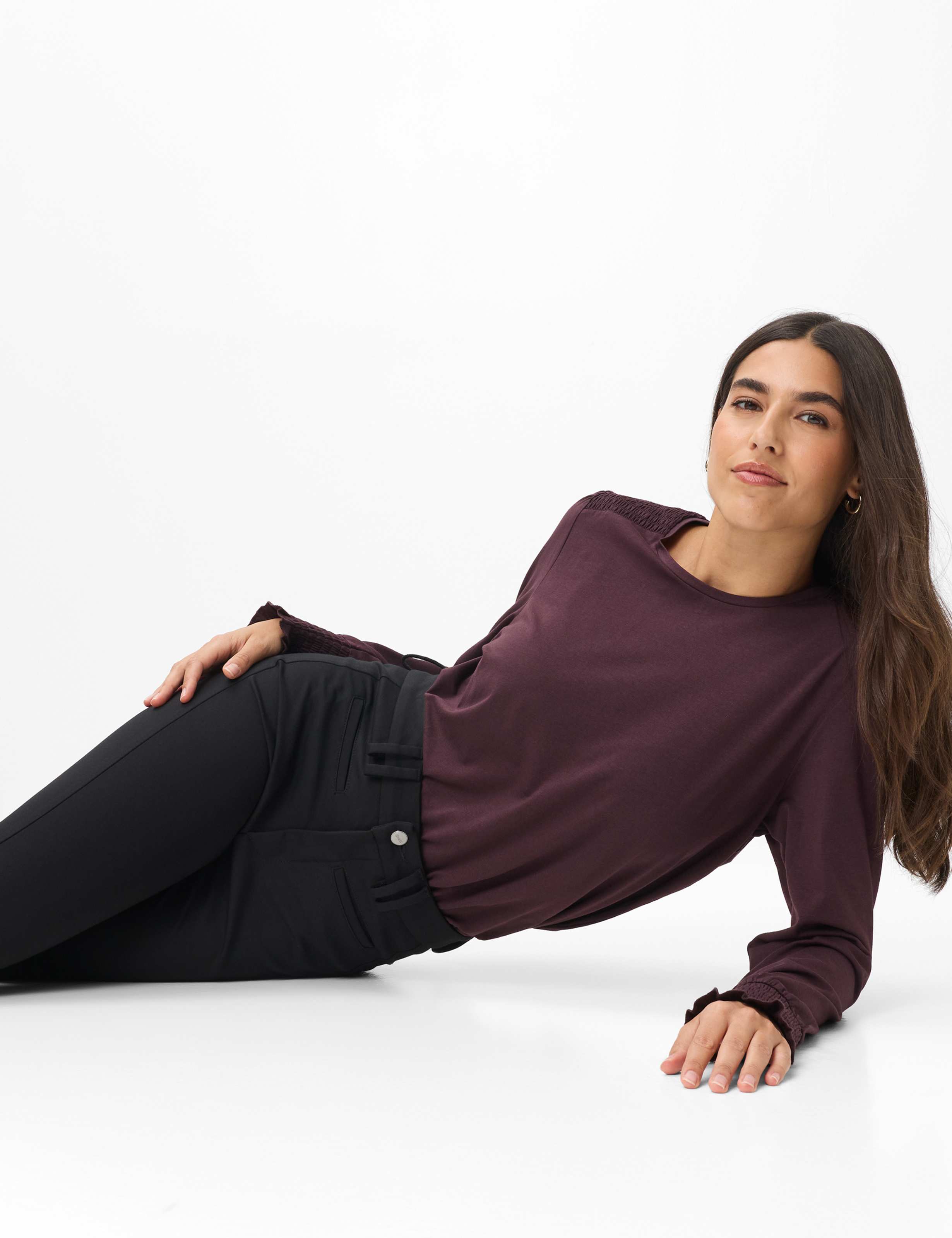 Damen Style SHAKIRA Schwarz Slim Fit Detail 1