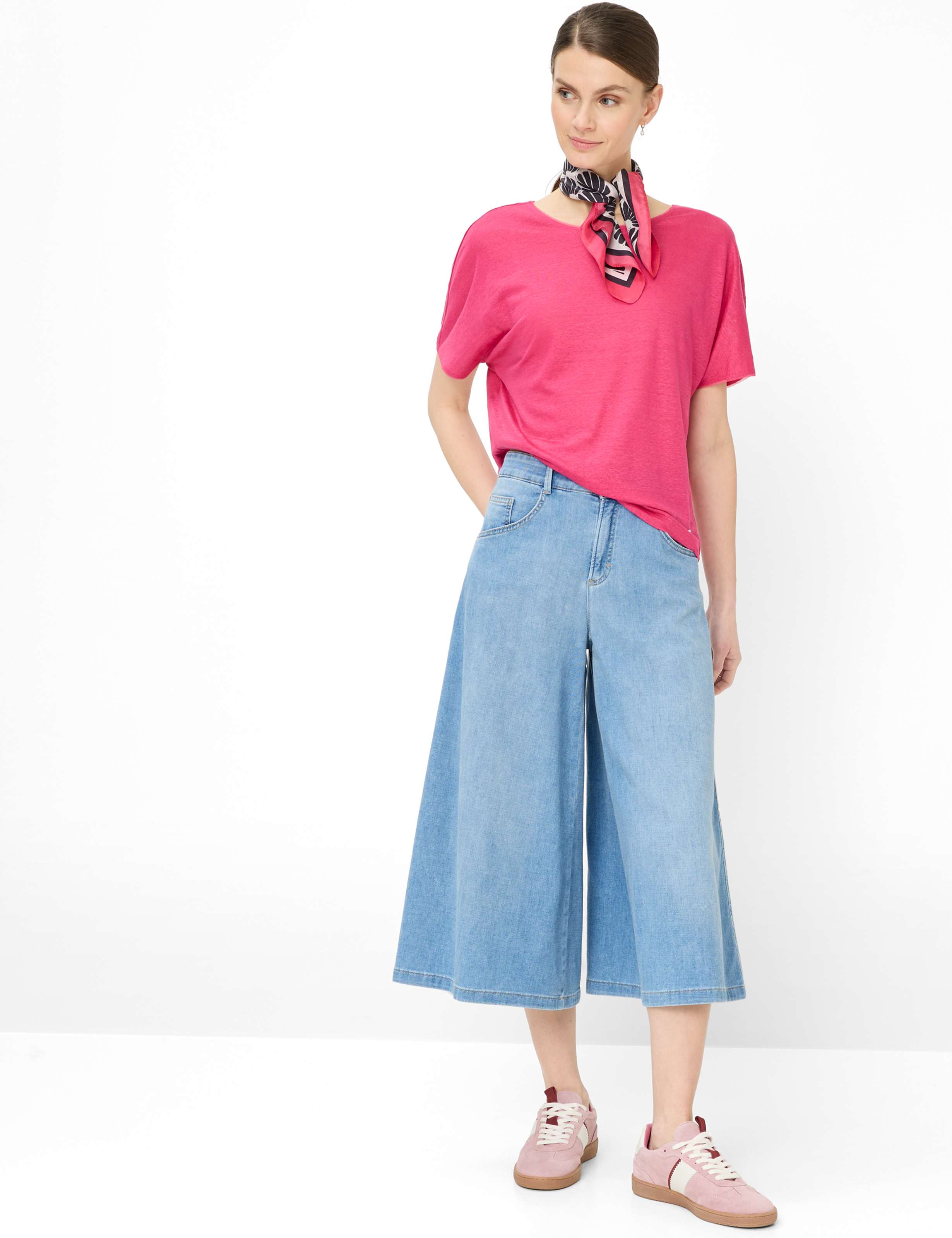 Dames Style CAELEN S Roze  Model outfit