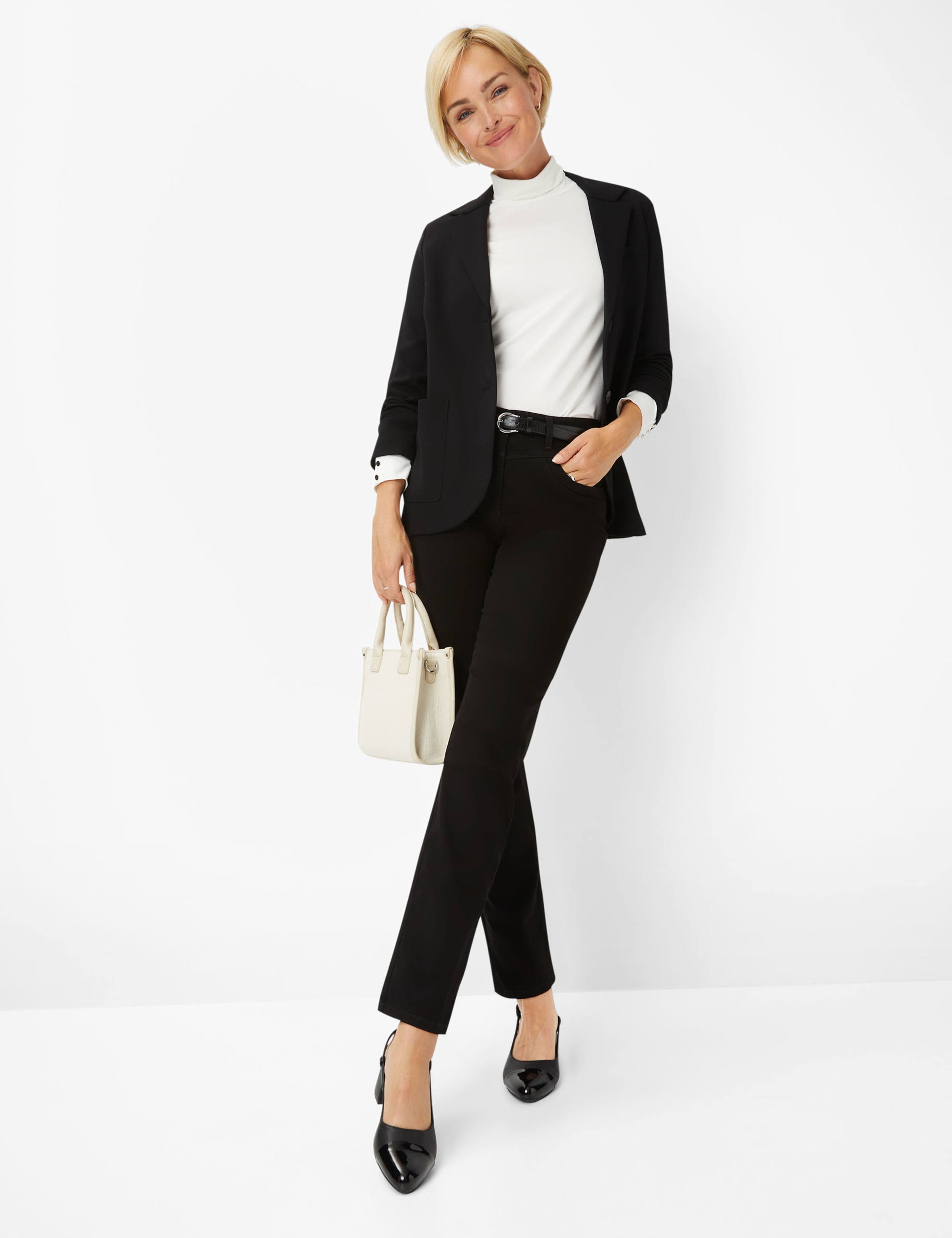 Damen Style LAURA NEW Schwarz Super Slim Fit Model Outfit