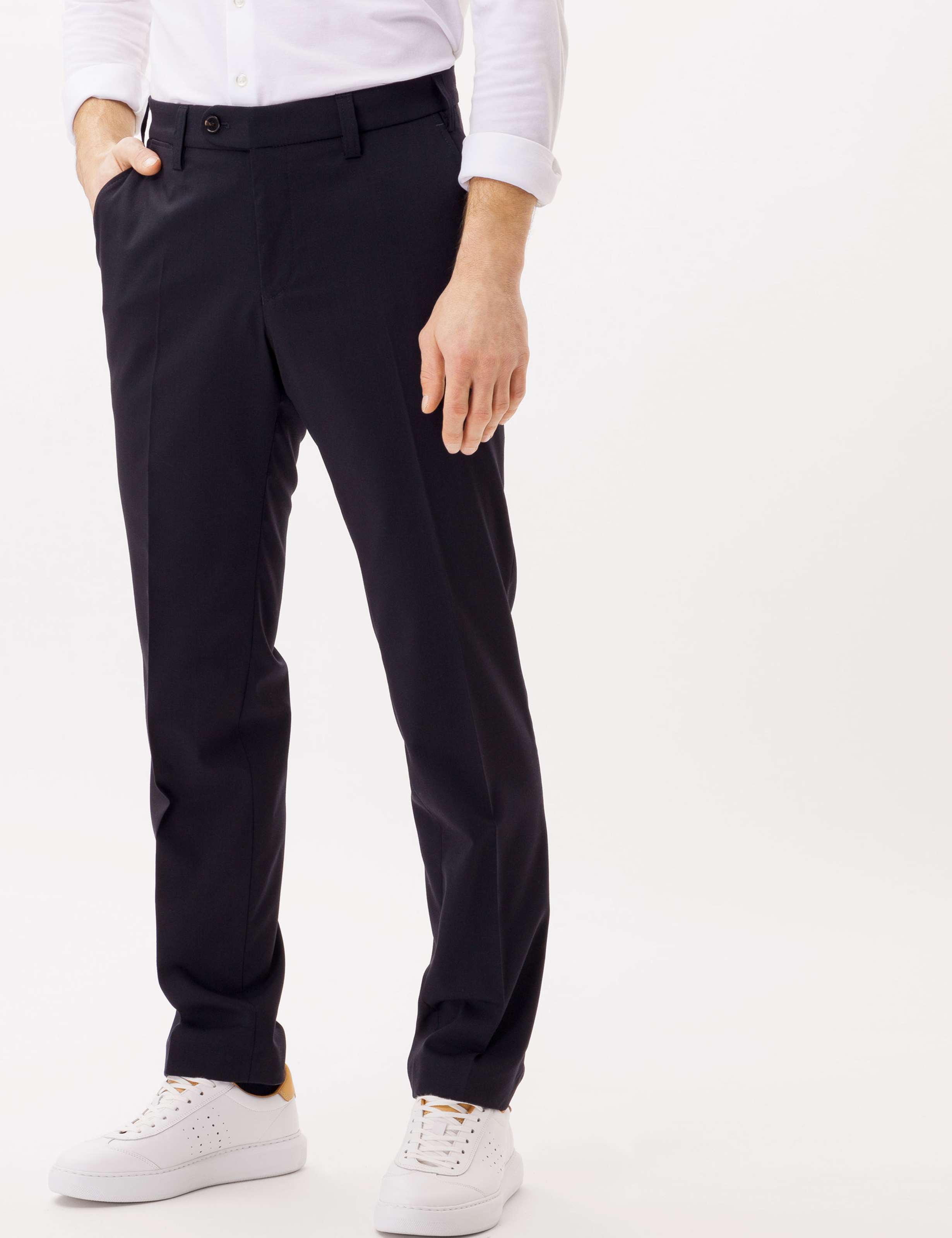 Shades of Blue, Men, REGULAR, Style JAN, MODEL_FRONT_ISHOP