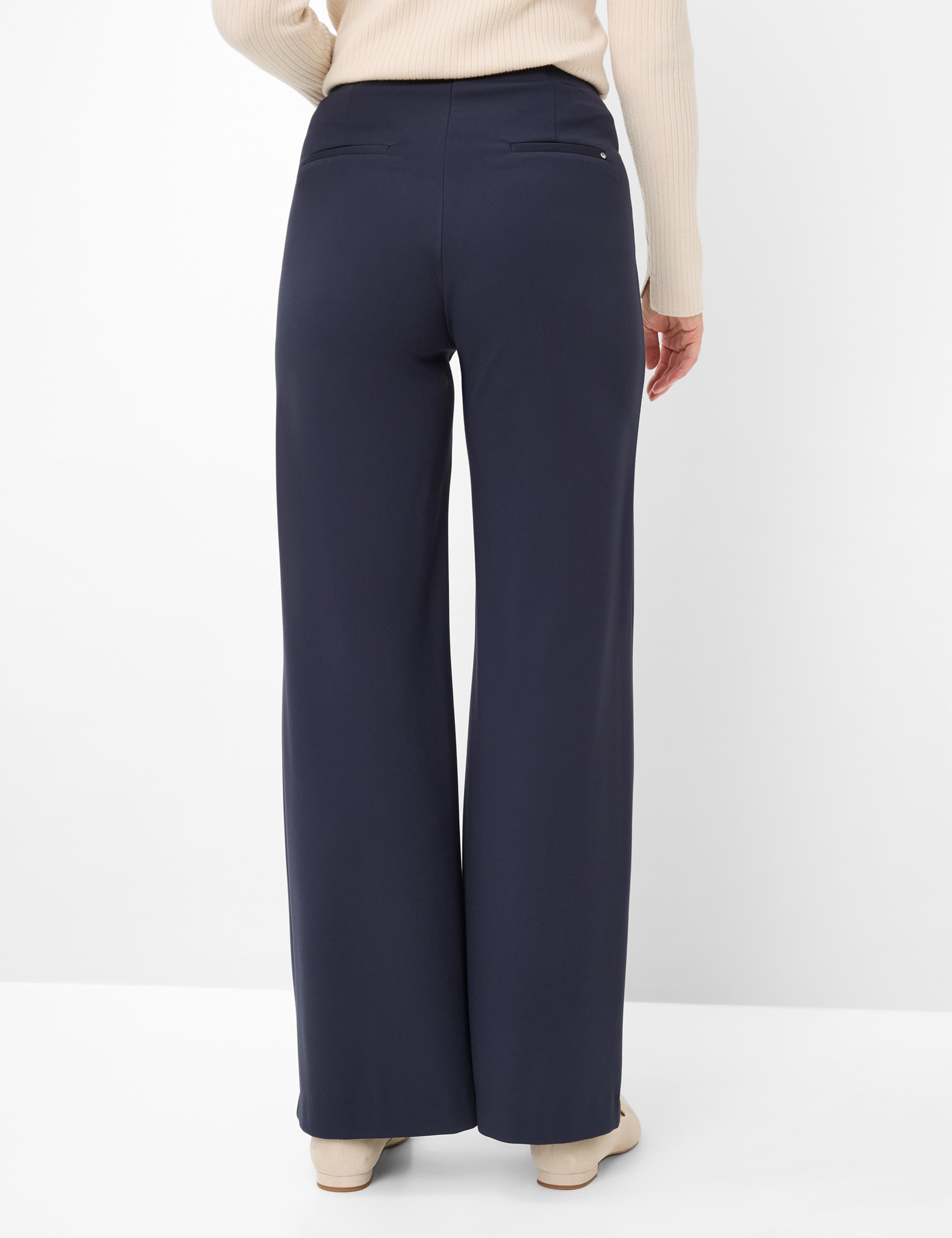 Blautöne, Damen, Style LILLYTH FLARED, MODEL_RUECK_ISHOP