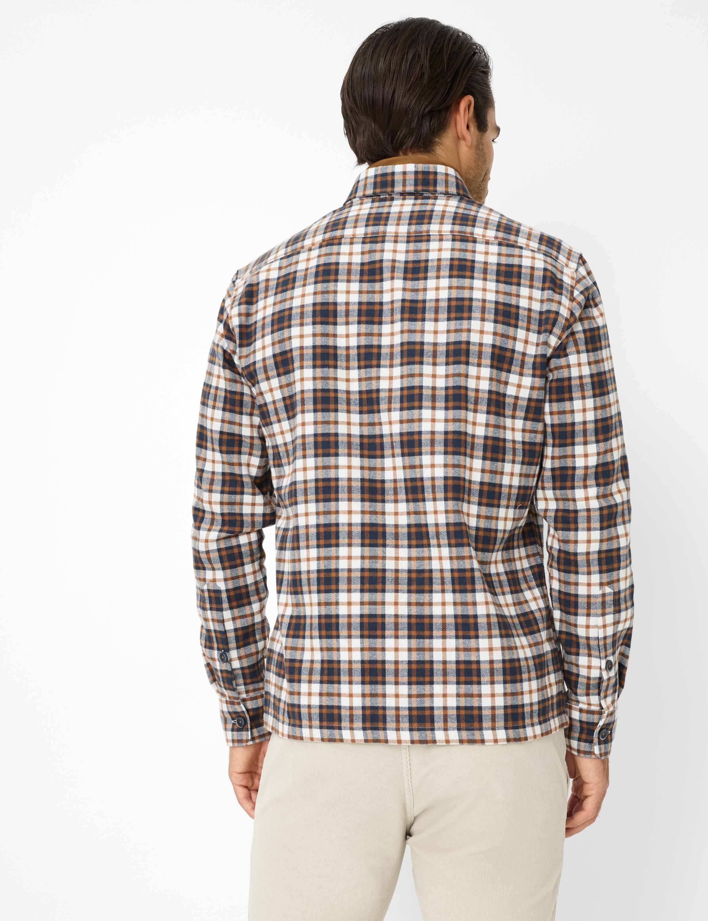 Herren Style KAY Braun  Model Rueck