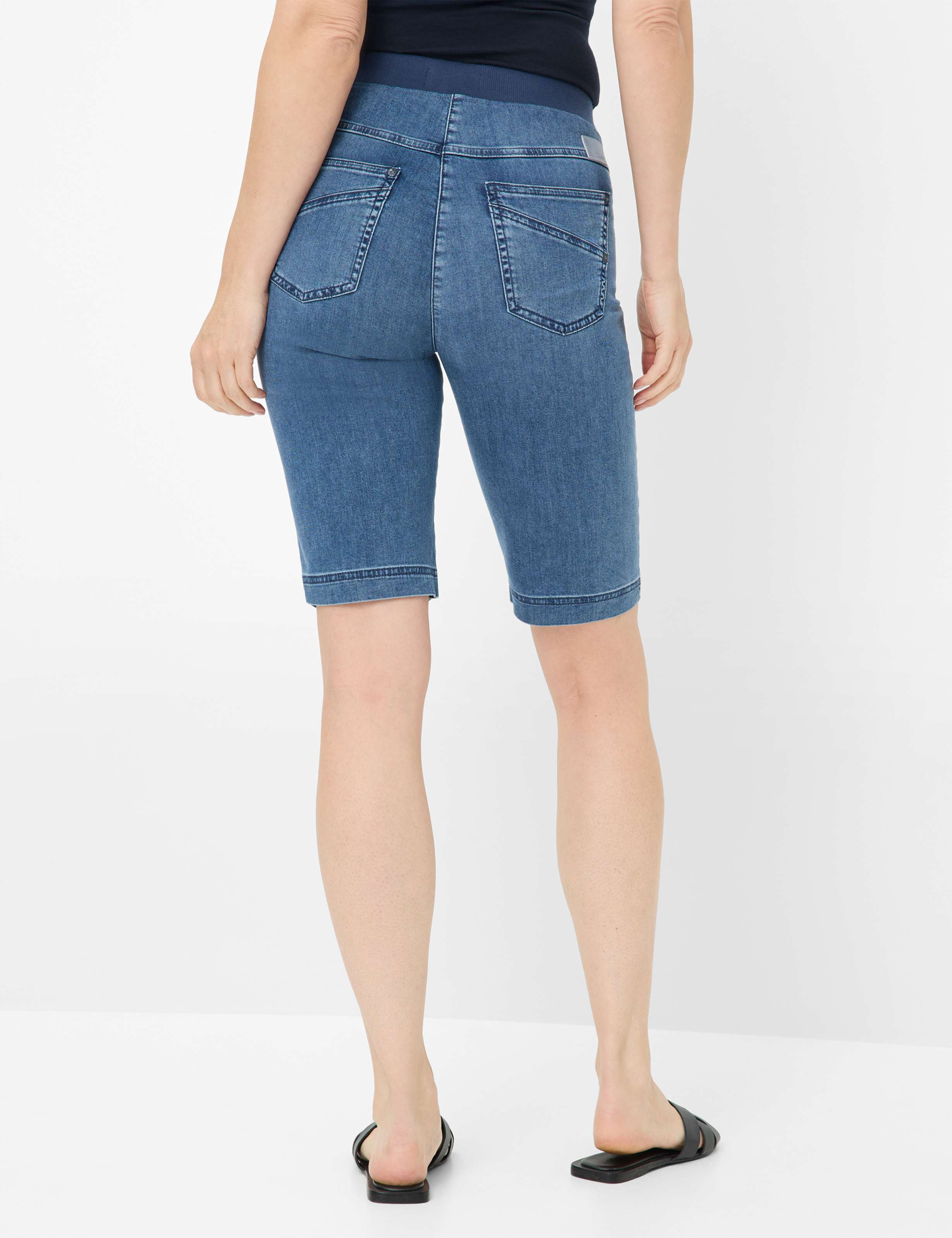 Femme Style PAMINA BERMUDA Denim Bleu Slim Fit Dos mannequin