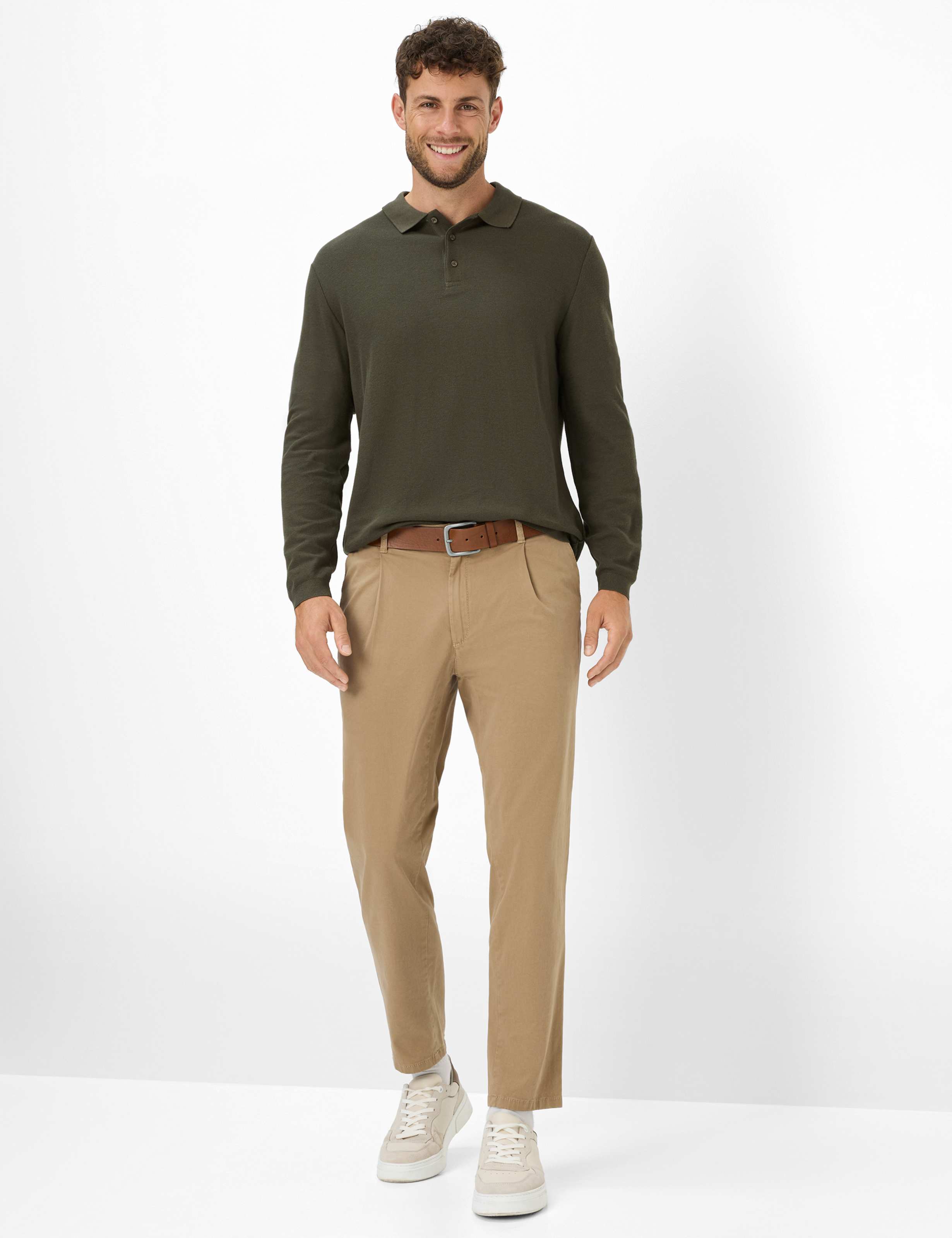 Herren Style PAROS Grün - Oliv  Model Outfit