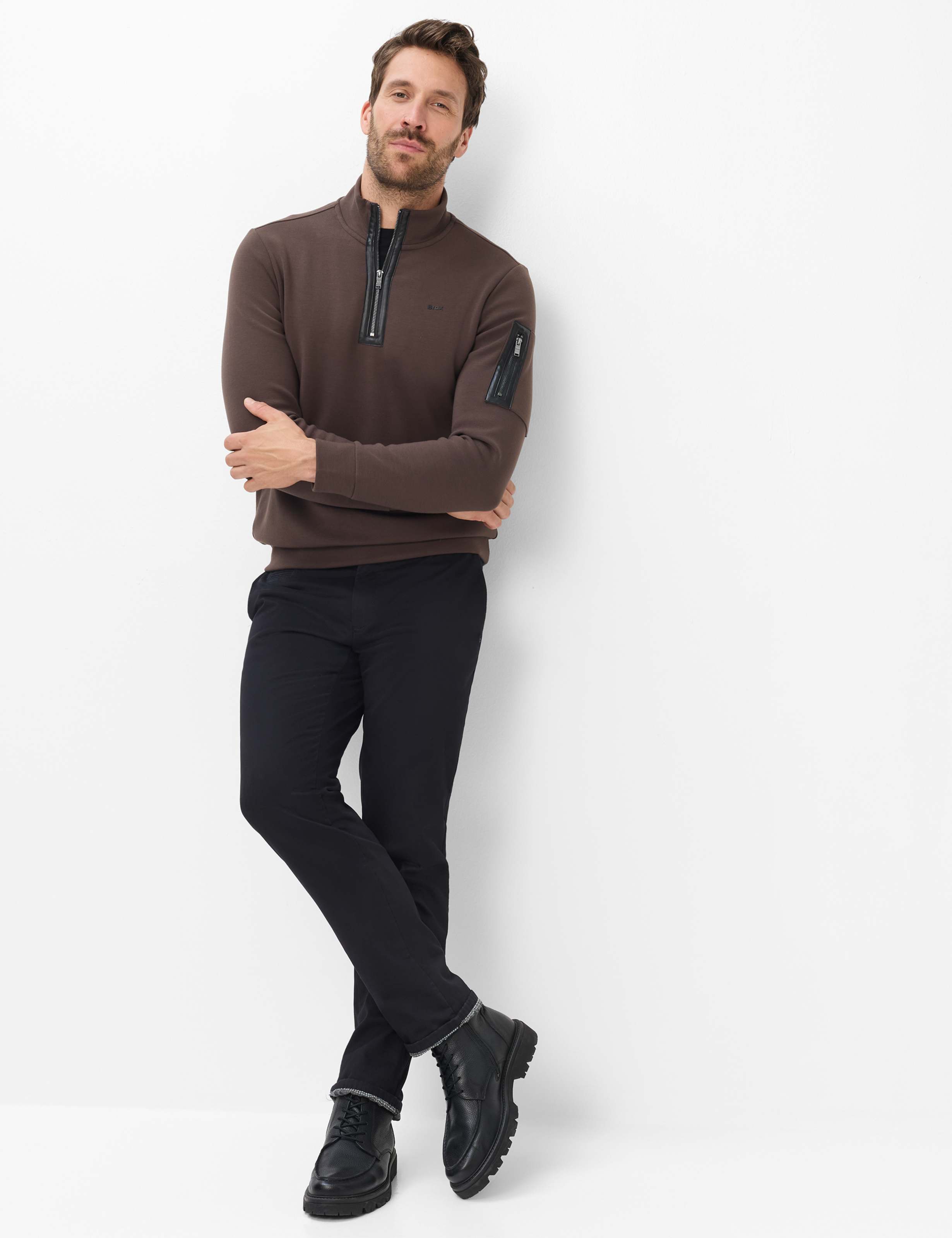 Herren Style FABIO TT Schwarz Modern Fit Model Outfit