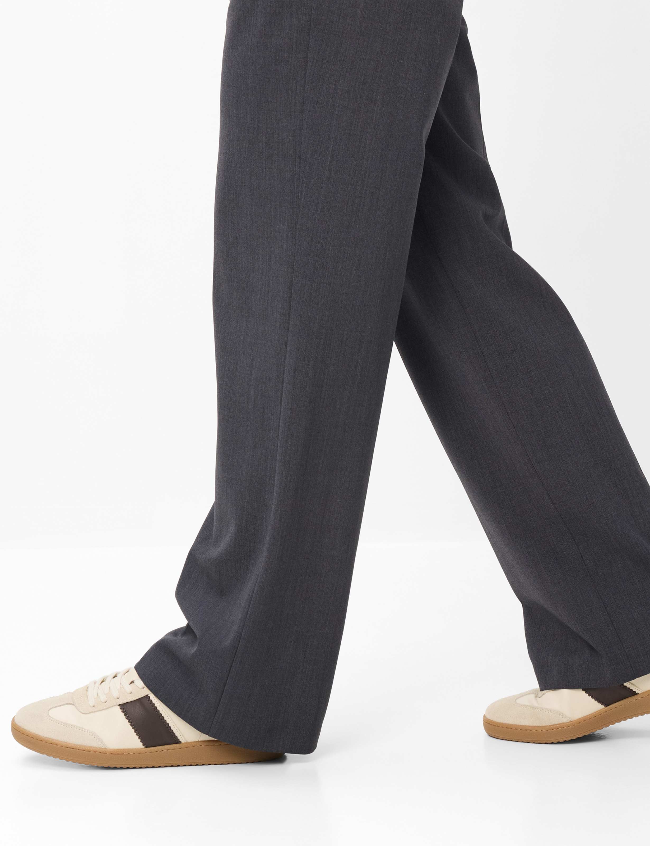 Women Style MAINE Dark Gray Wide Leg Detail 1
