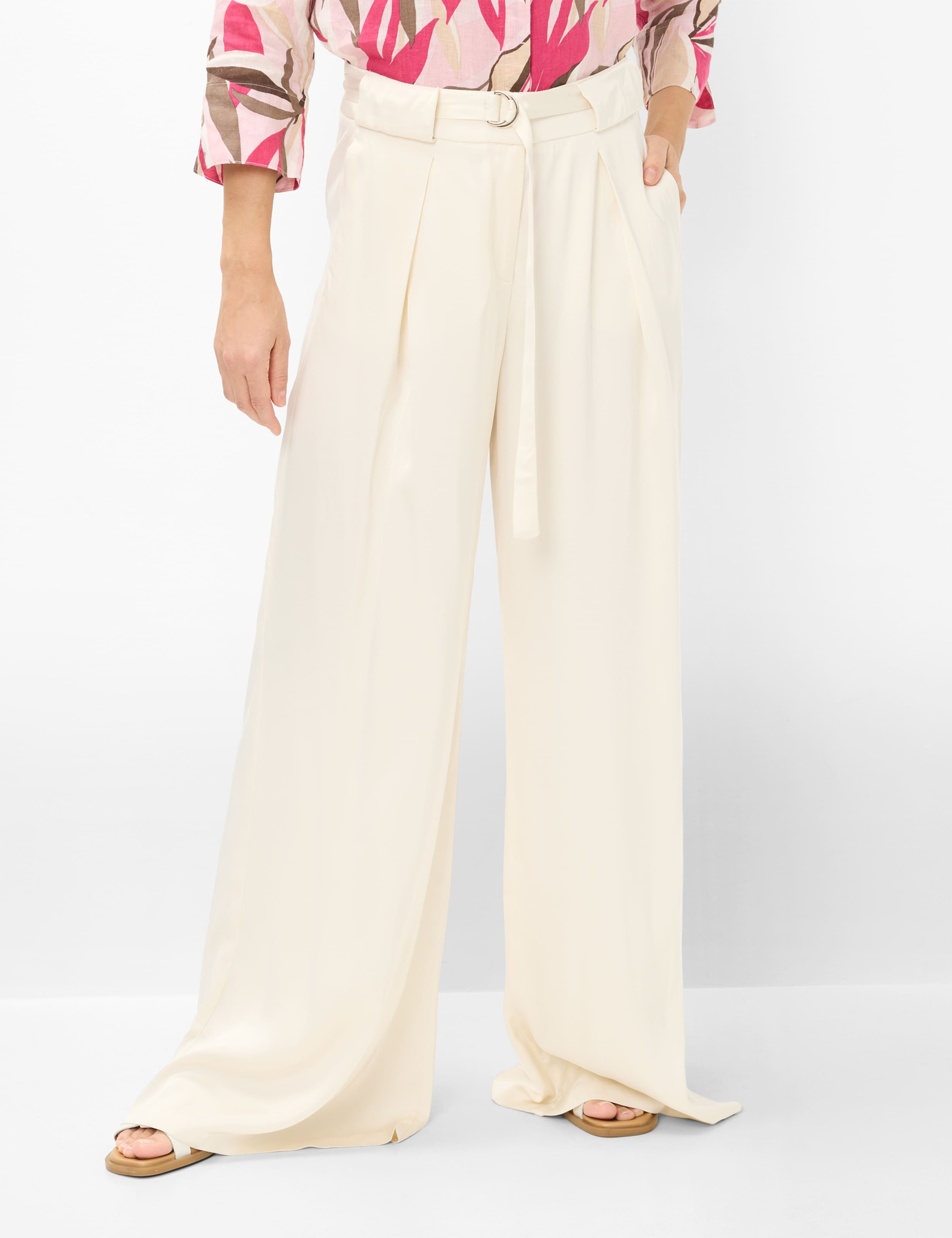 Weisstöne, Damen, Style MARLENE, MODEL_FRONT_ISHOP