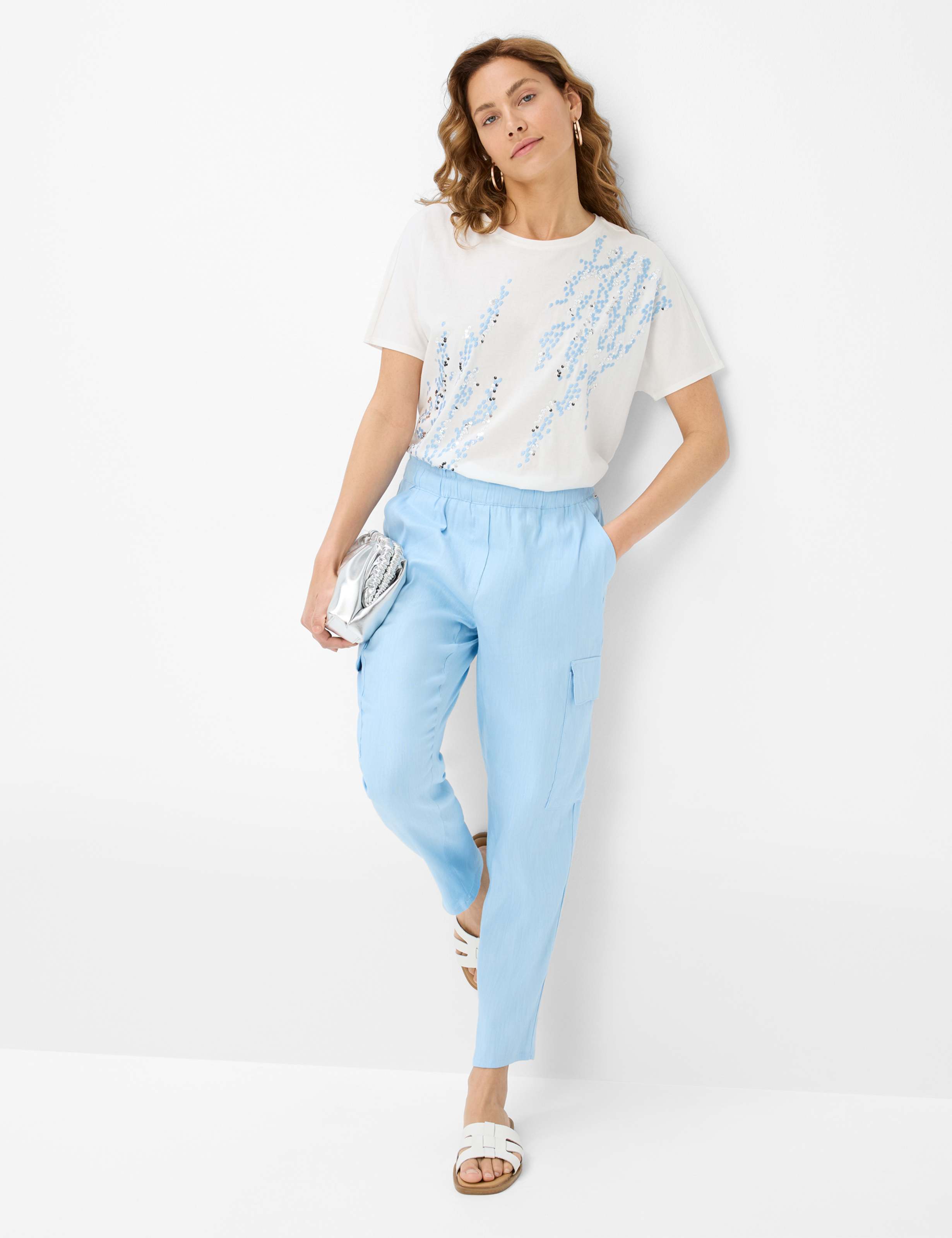 Women Style MONA S Light Blue Relaxed Fit Model Outfit