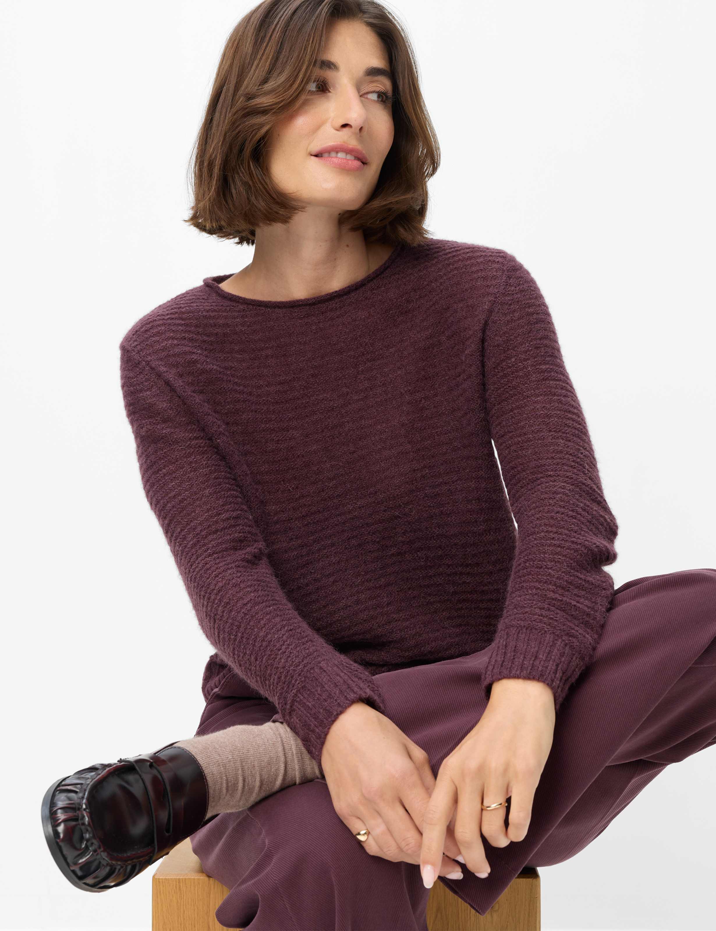Damen Style LESLEY Dunkles Lila  Detail 1