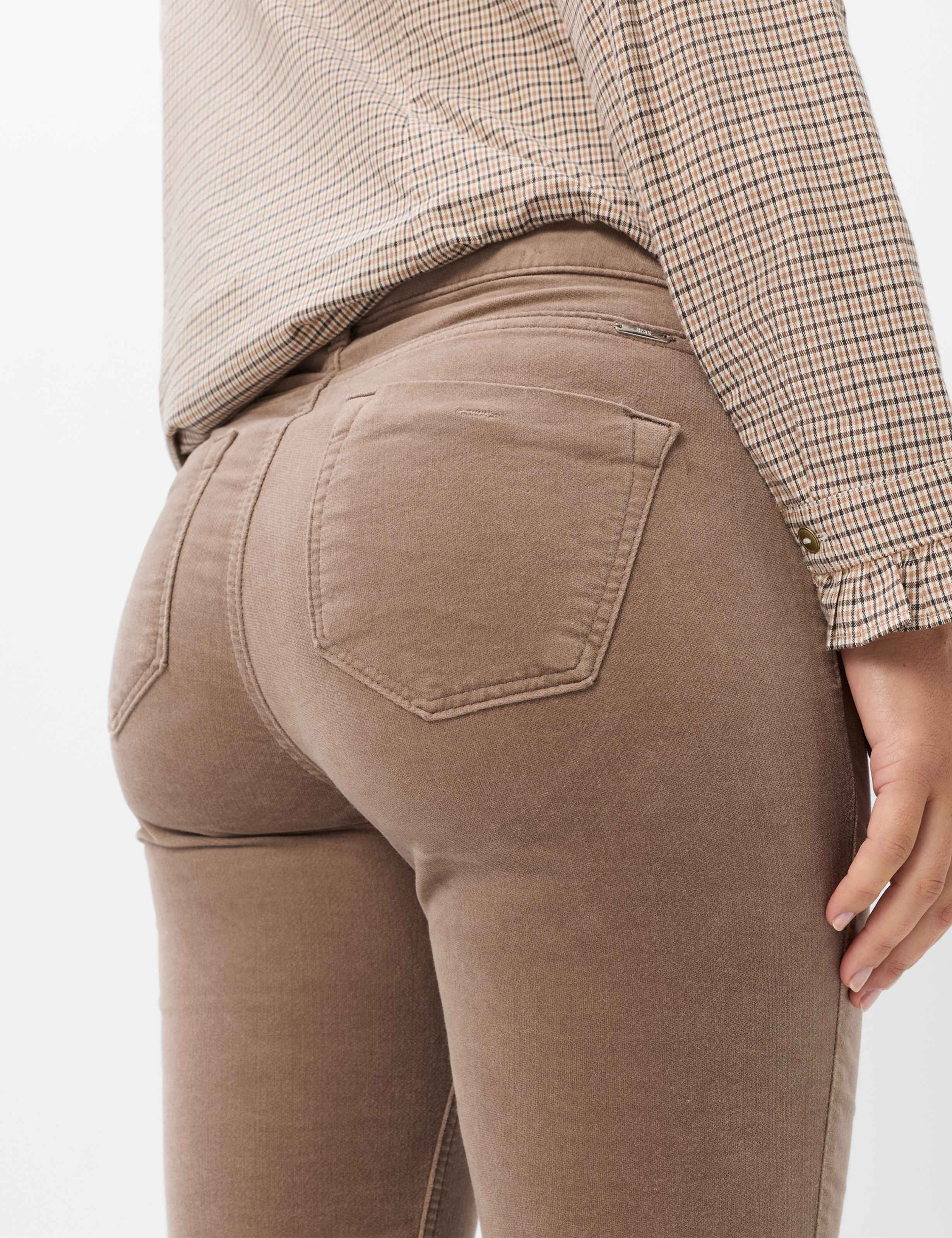 Women Style SHAKIRA Light Brown Slim Fit Detail 2