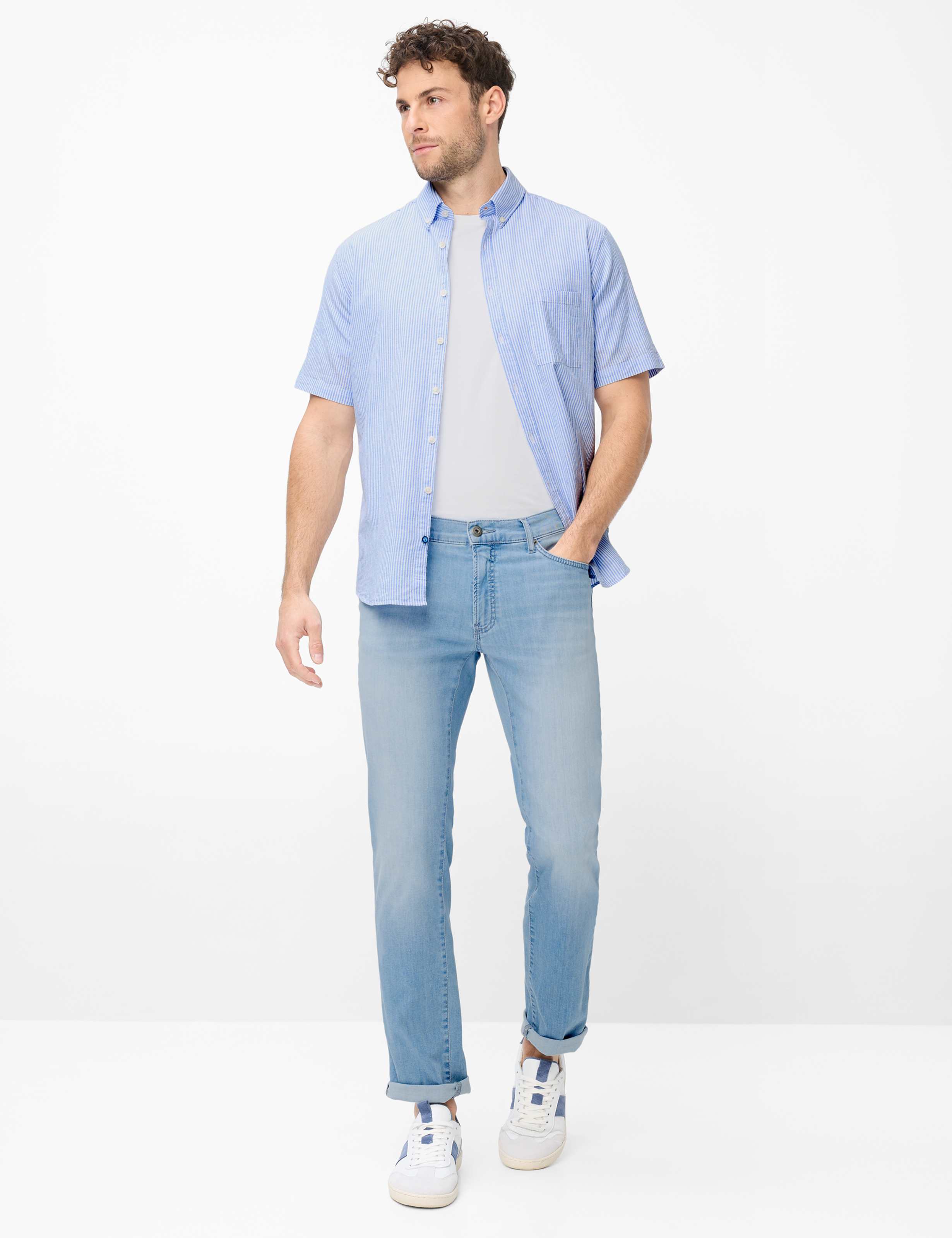 Homme Style DAN Bleu Clair  Tenue du mannequin