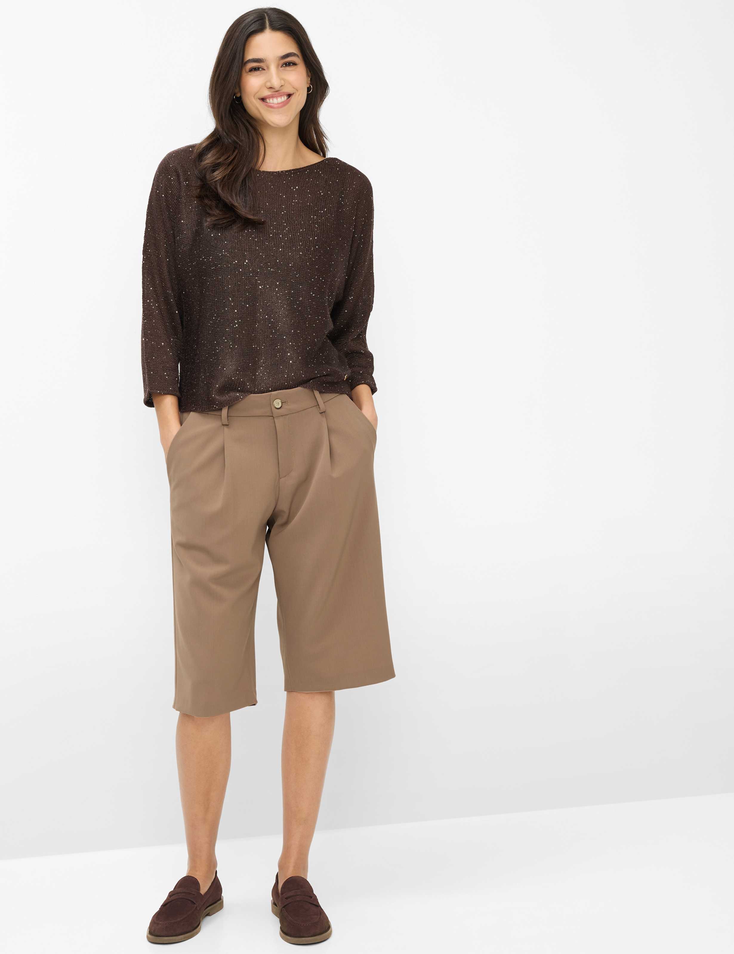 Femme Style NALA Marron Foncé  Tenue du mannequin