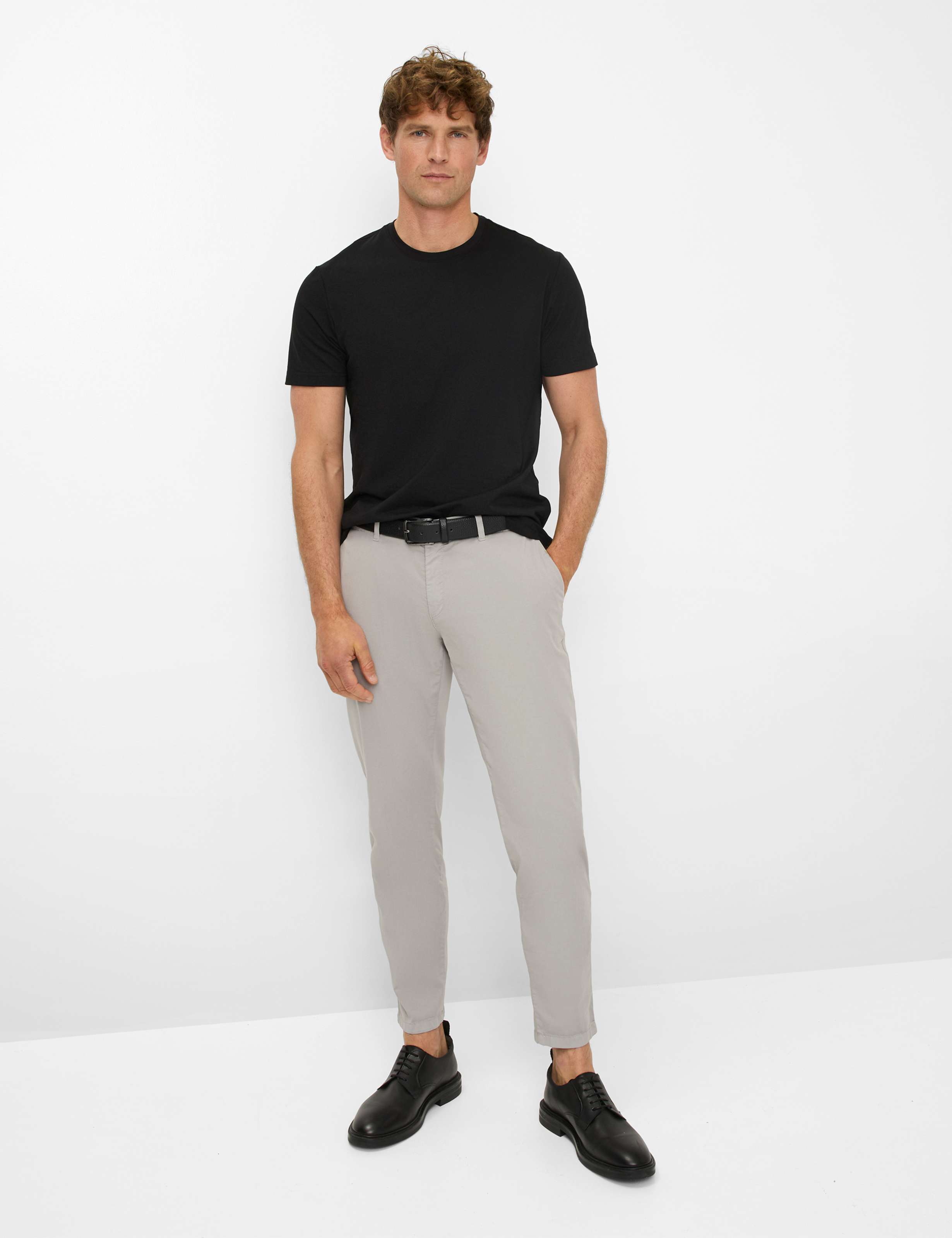 Homme Style TED Noir  Tenue du mannequin