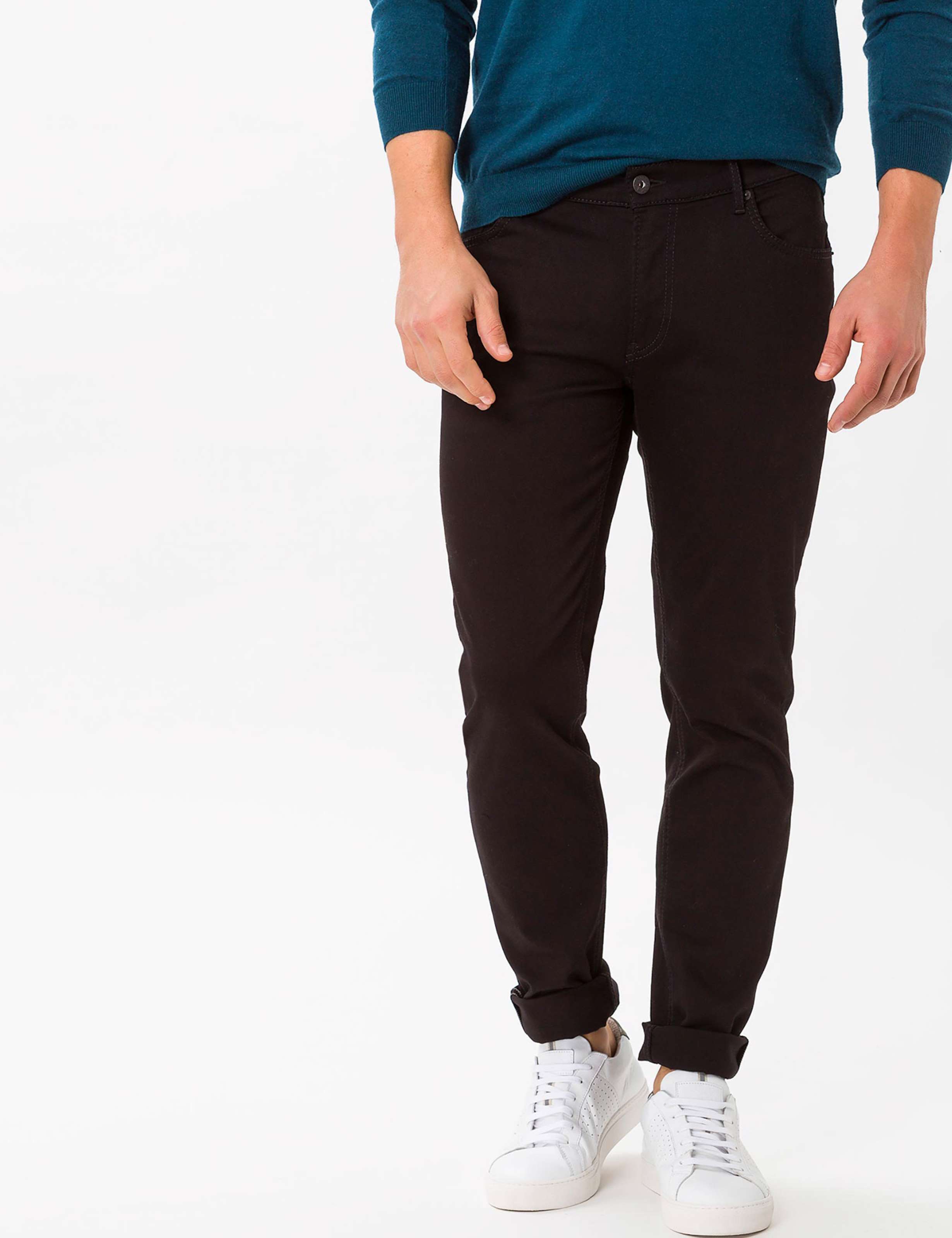 Herren Style CHUCK Denim Perma Schwarz Modern Fit Model Front