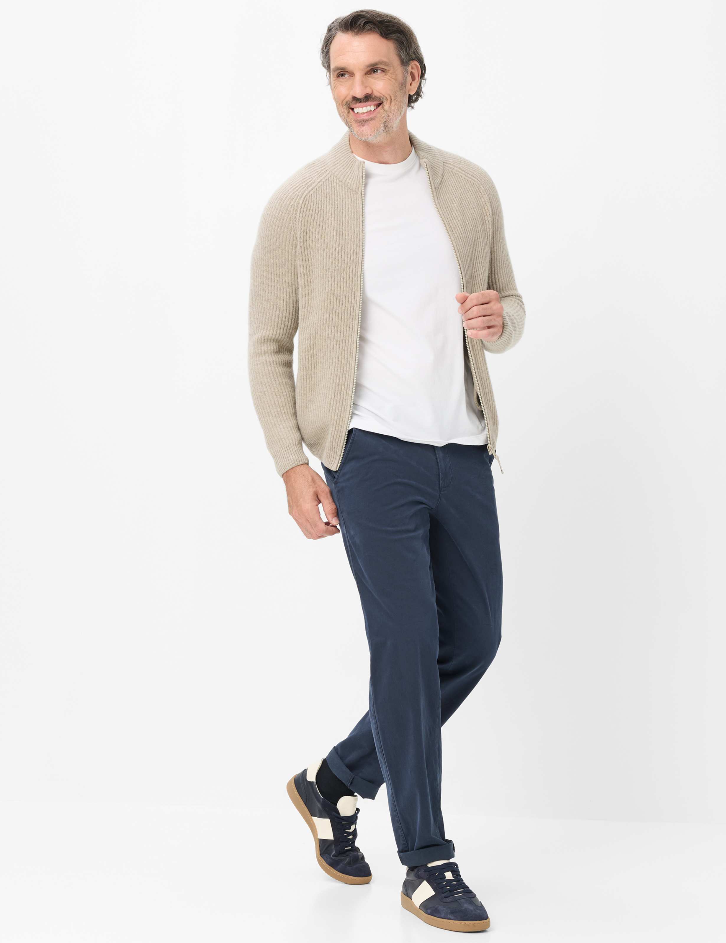 Heren Style THILO Donkerblauw Regular Fit Model outfit