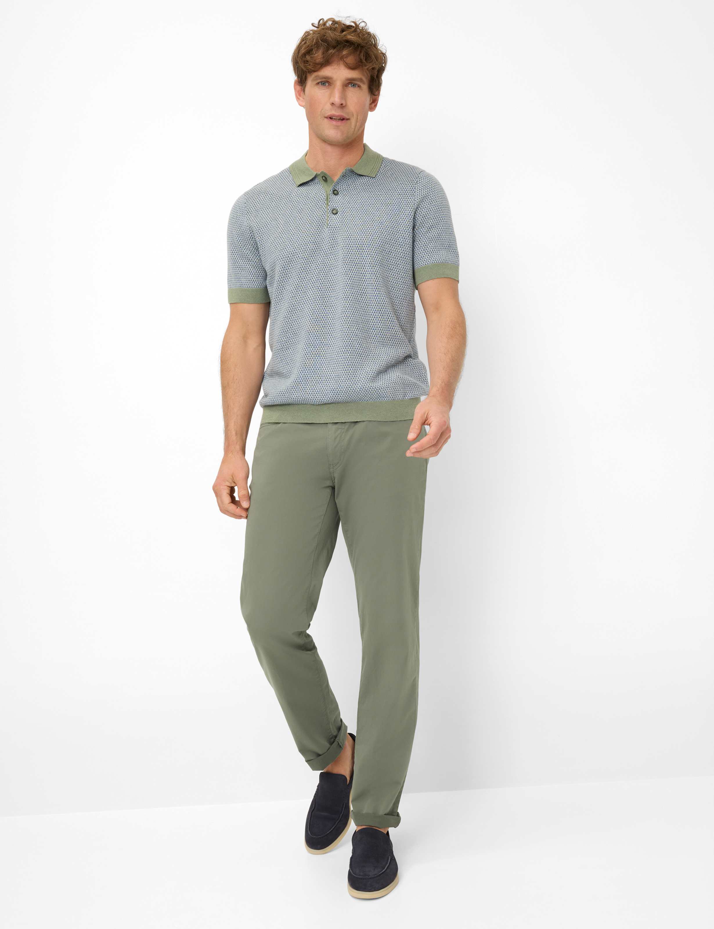 Men Style CADIZ Green Straight Fit Model Outfit