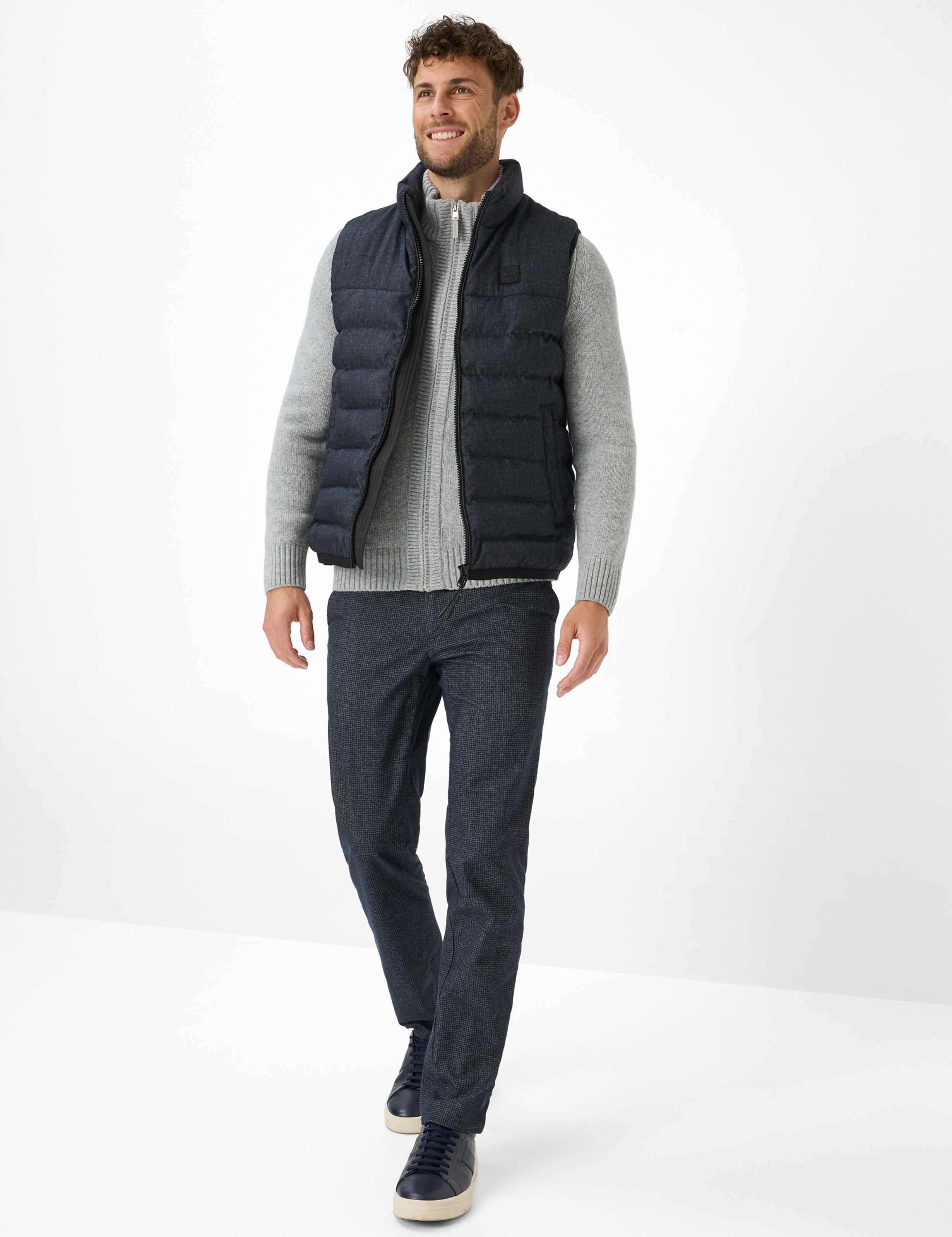 Men Style SERGIO Dark Blue  Model Outfit