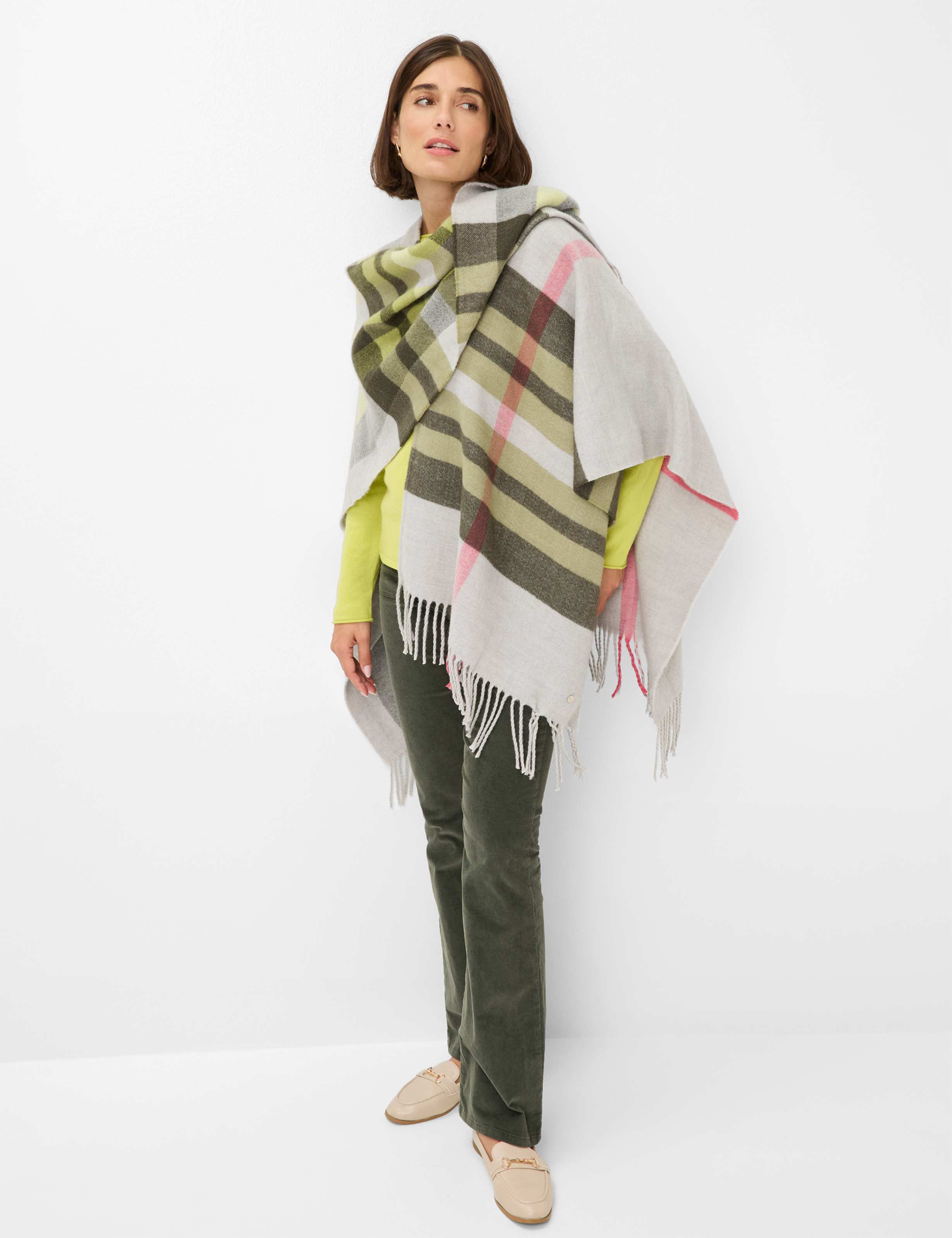 Dames Style THEA Licht Groen  Model outfit