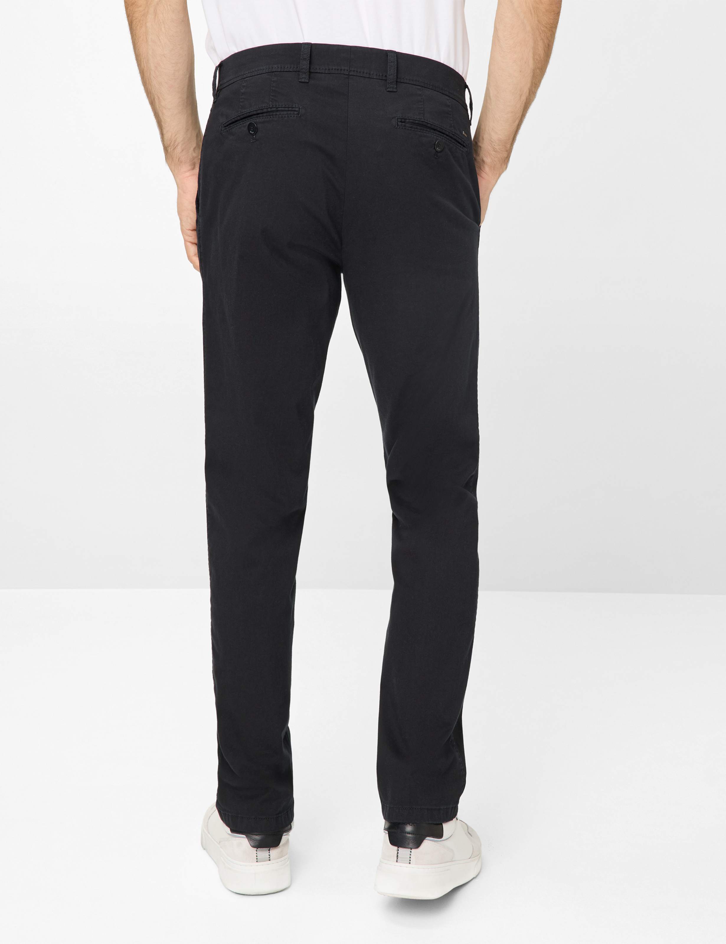 Heren Style EVANS Zwart Regular Fit Model achterkant