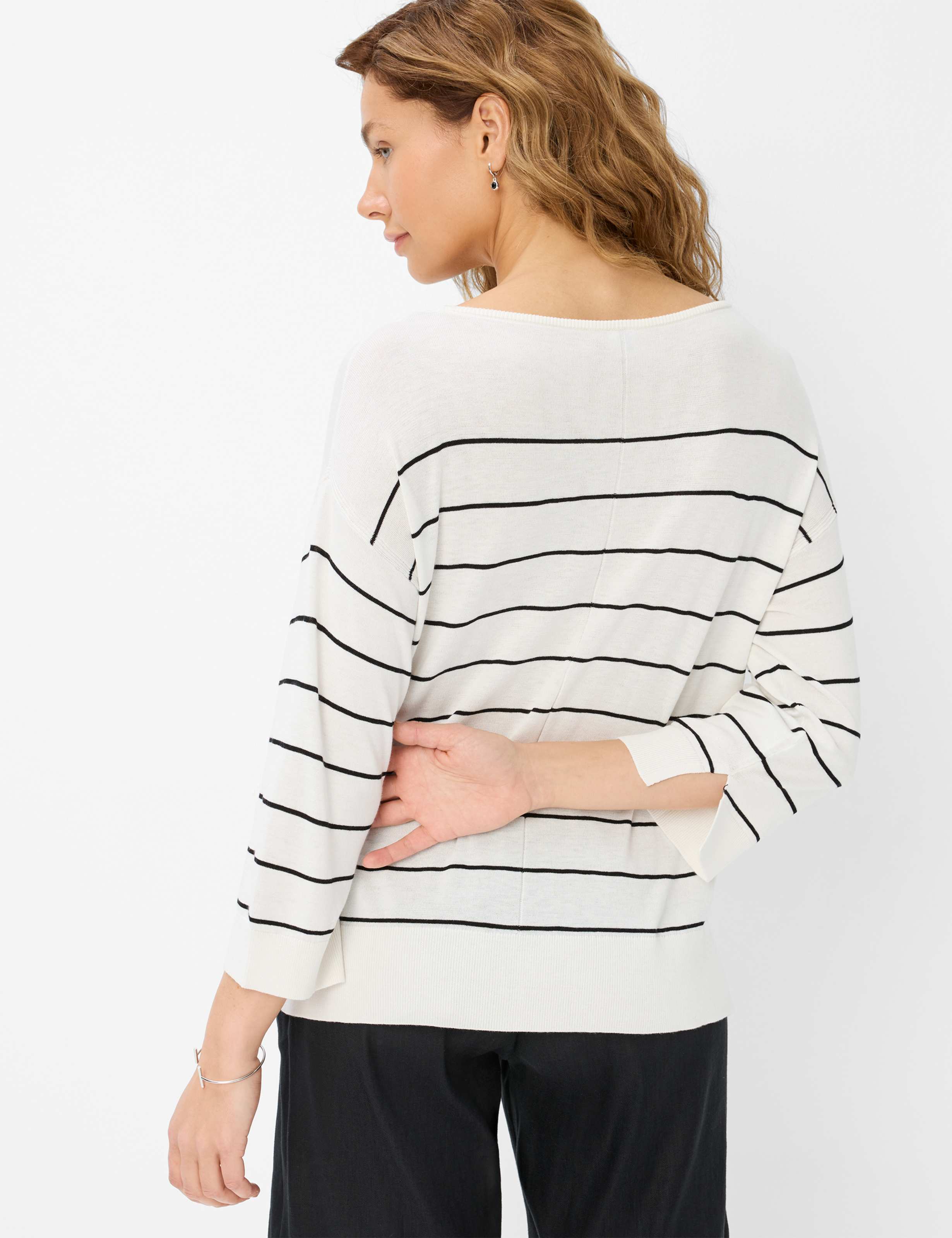 Damen Style LIZ Schwarz  Model Rueck