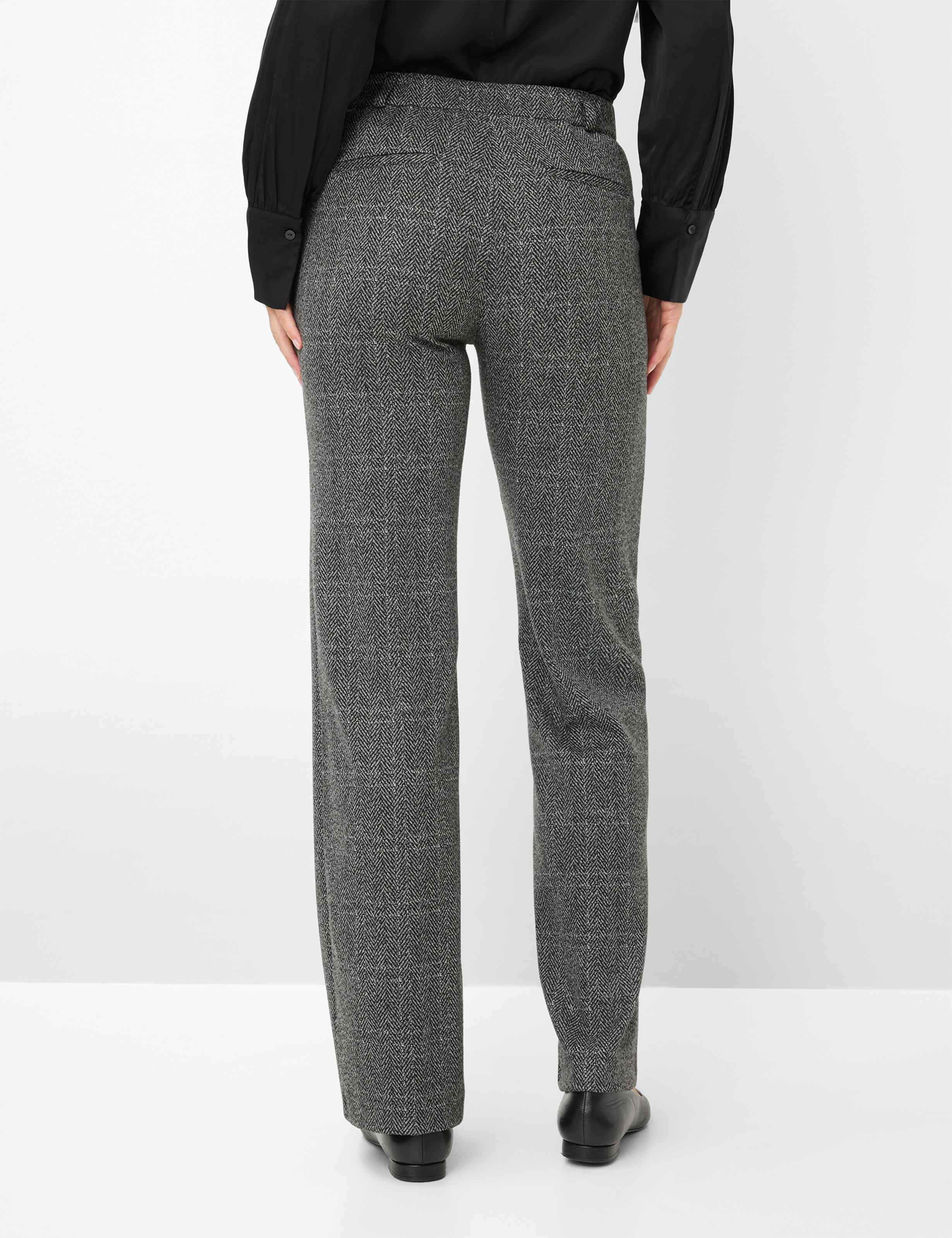 Thumbnail - Raphaela by Brax Damen Marlenehose Style PEGGY FLARED BLACK, schwarz, Gr. 38