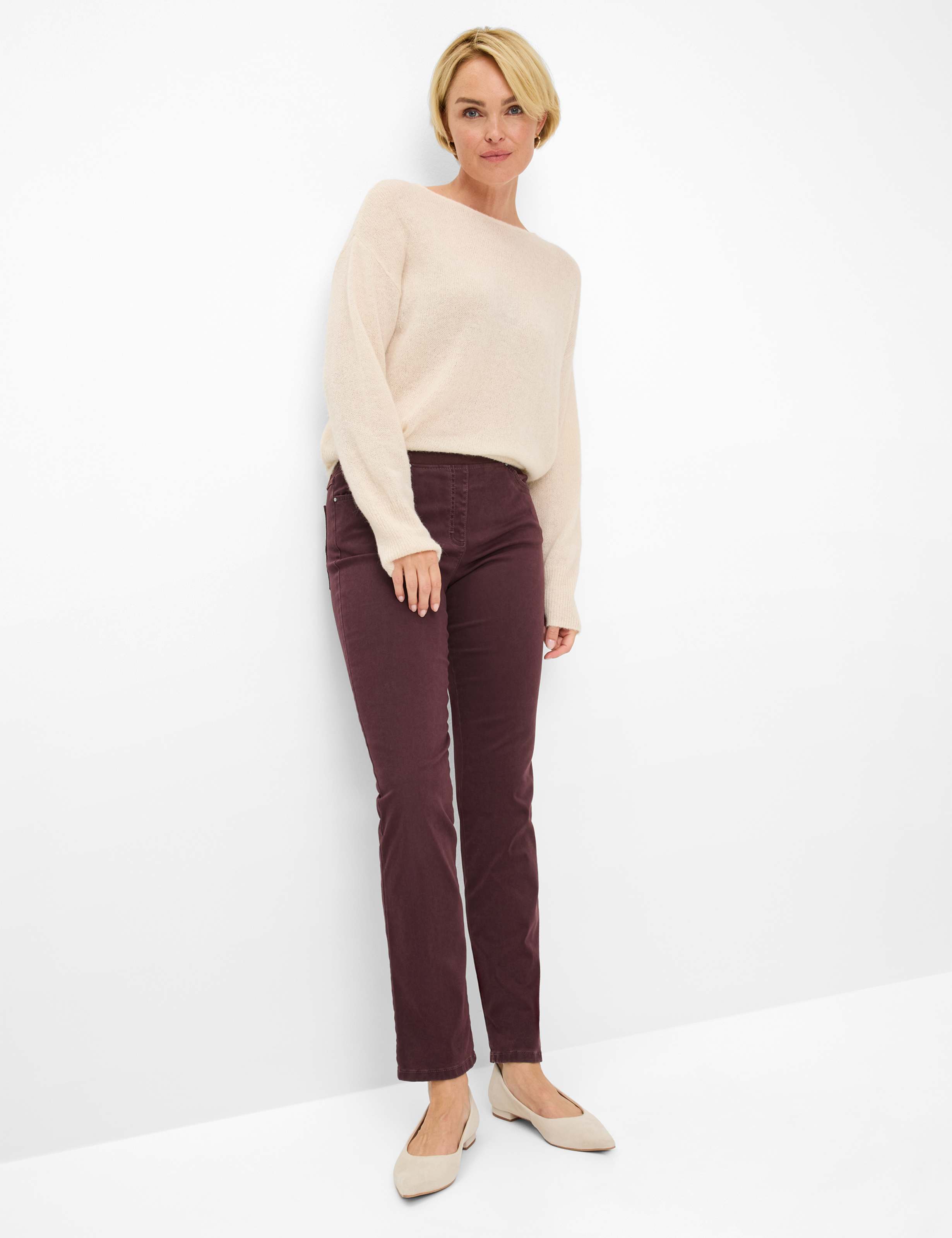 Damen Style PAMINA Dunkelrot Slim Fit Model Outfit