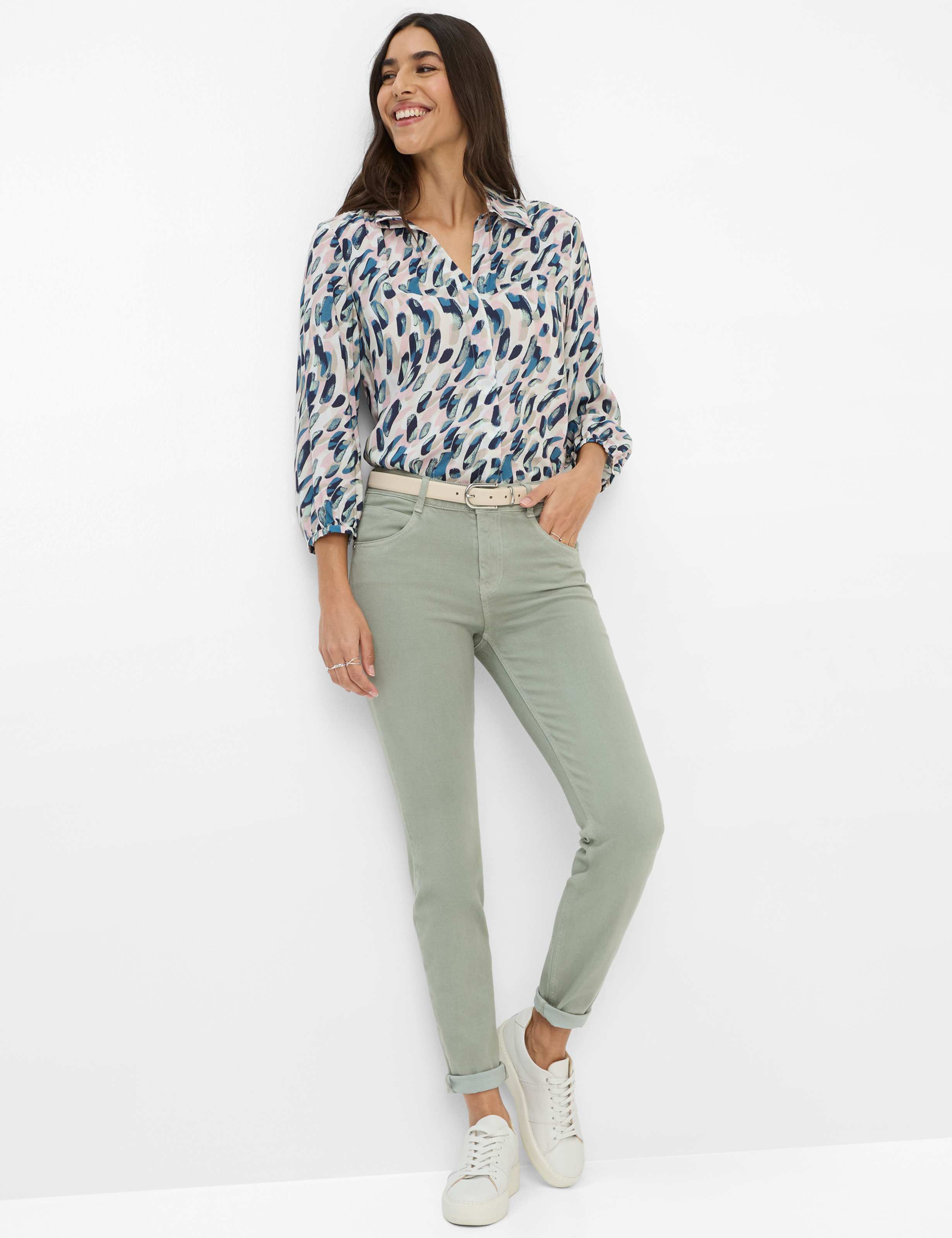 Women Style SHAKIRA Denim Light Green Slim Fit Model Outfit