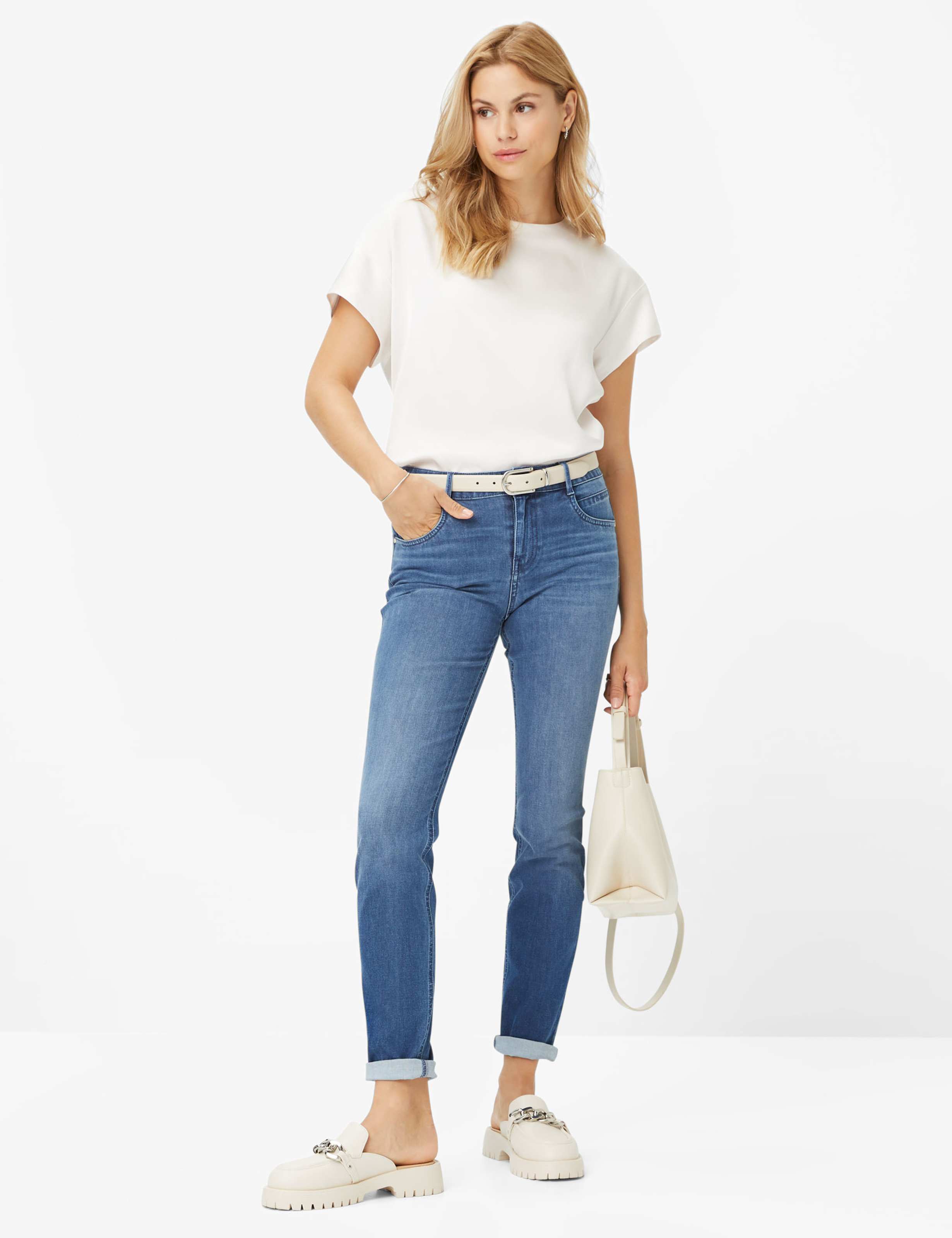 Dames Style SHAKIRA Denim Blauw Slim Fit Model outfit