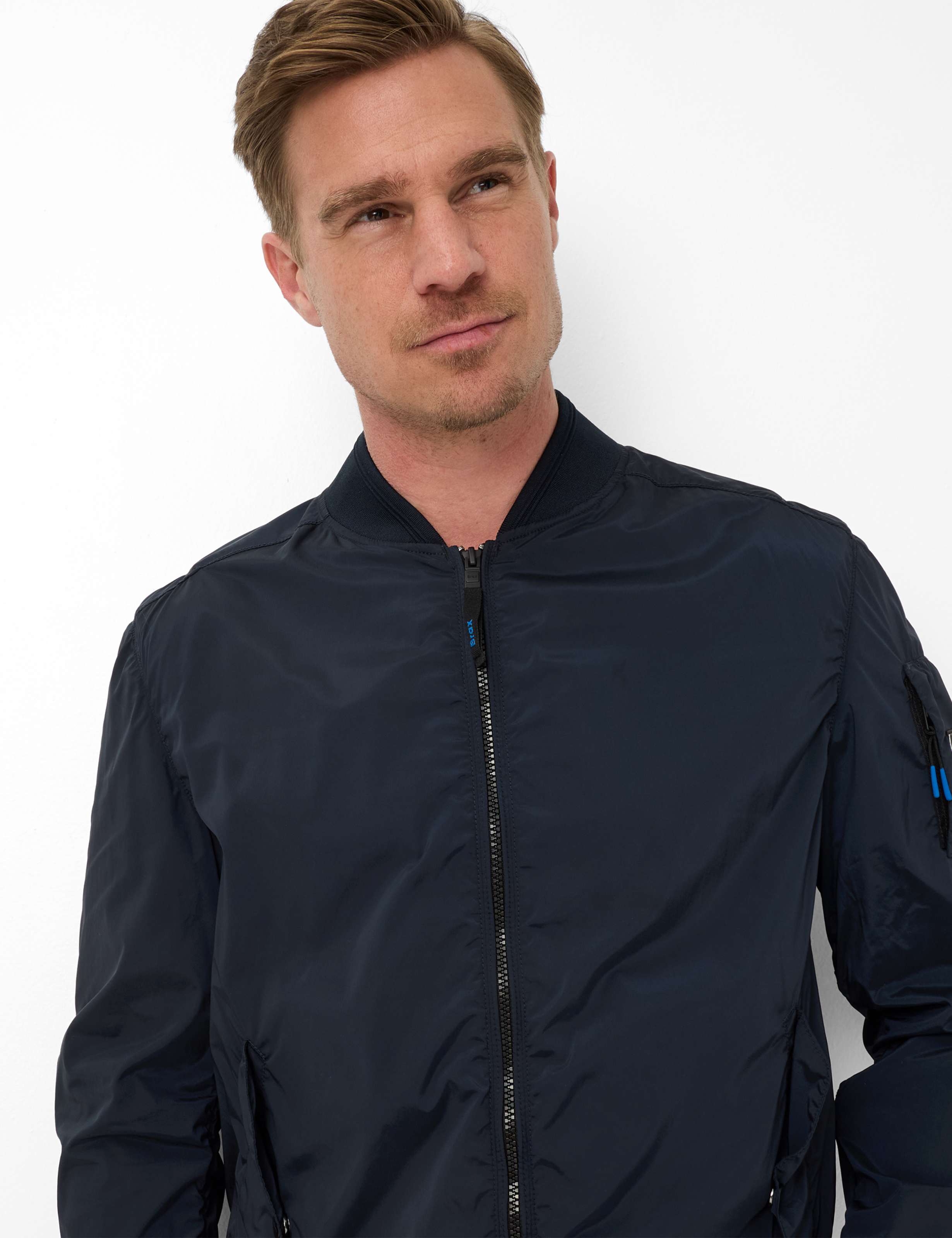 Herren Style CREW Dunkelblau  Detail 1