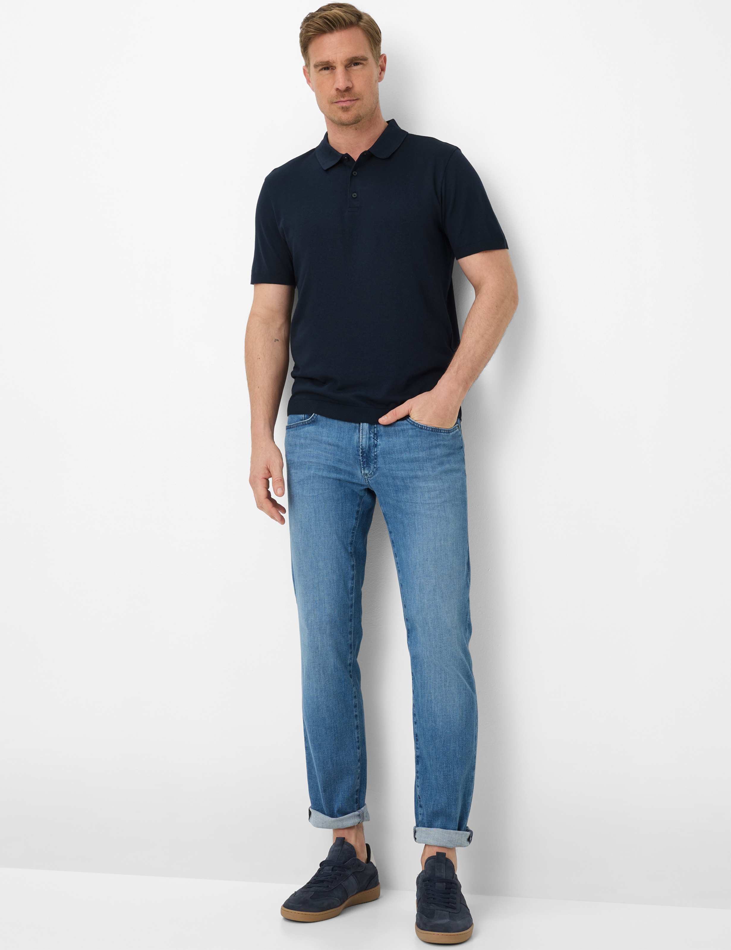 Herren Style PARVIS Dunkelblau  Model Outfit