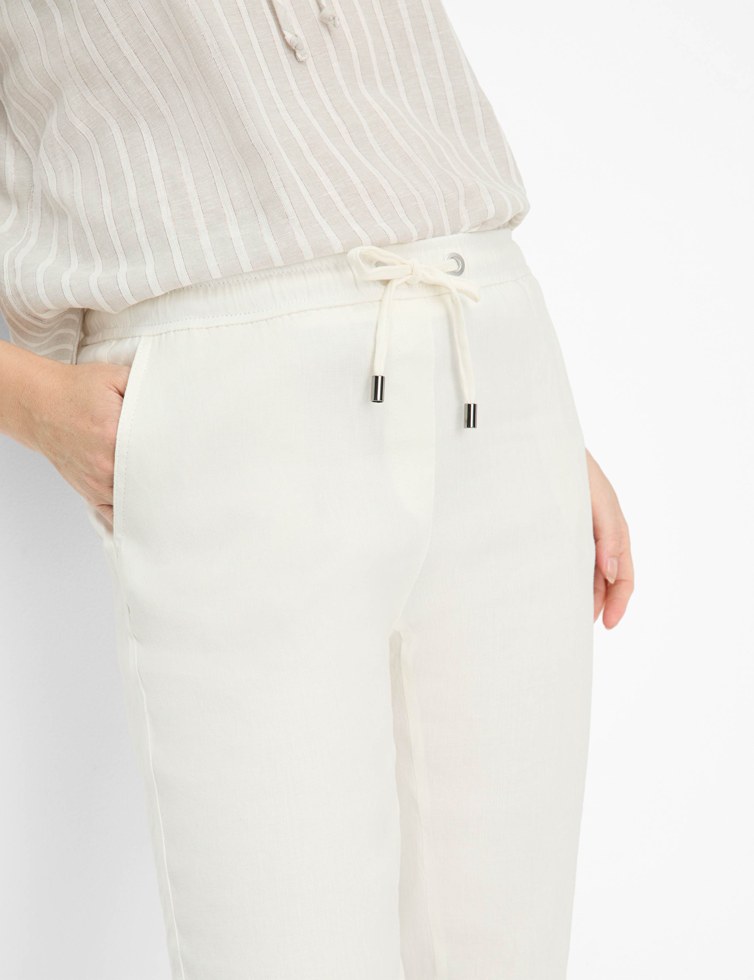 Femme Style PHILIPPA CAPRI Blanc Crème Slim Fit Détail 2