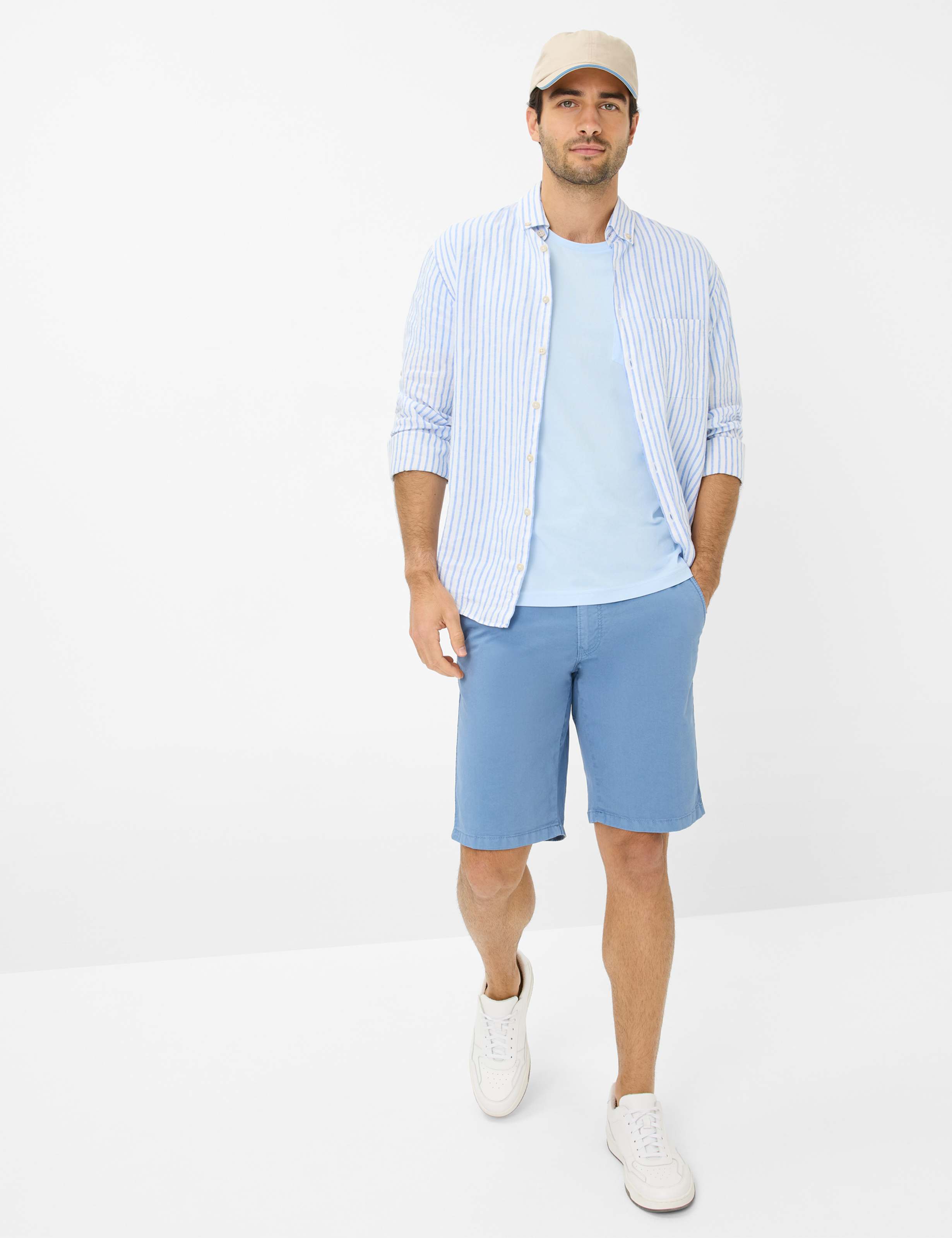 Herren Style TODD Hellblau  Model Outfit