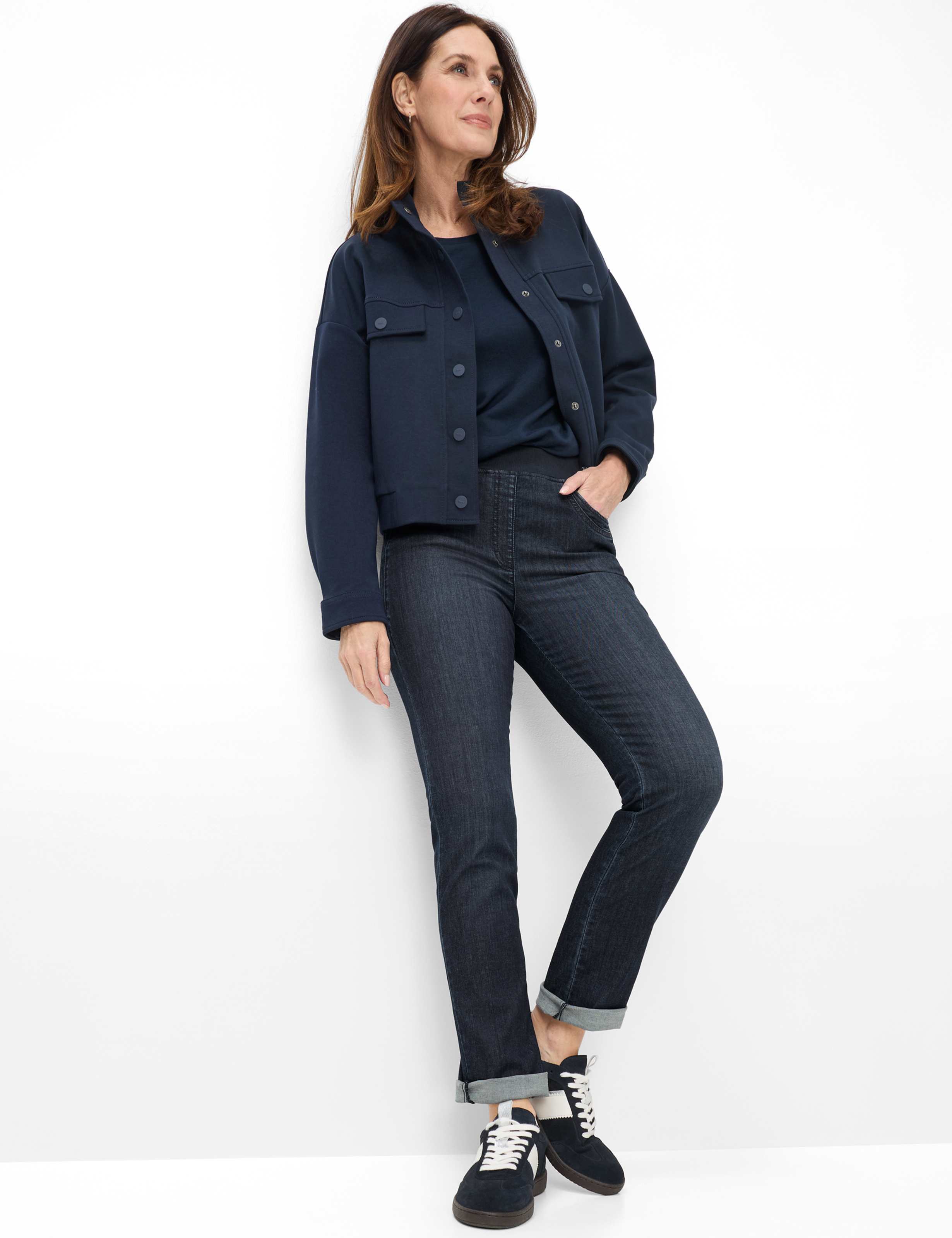 Damen Style PAMINA FUN Denim Dunkelblau Slim Fit Model Outfit