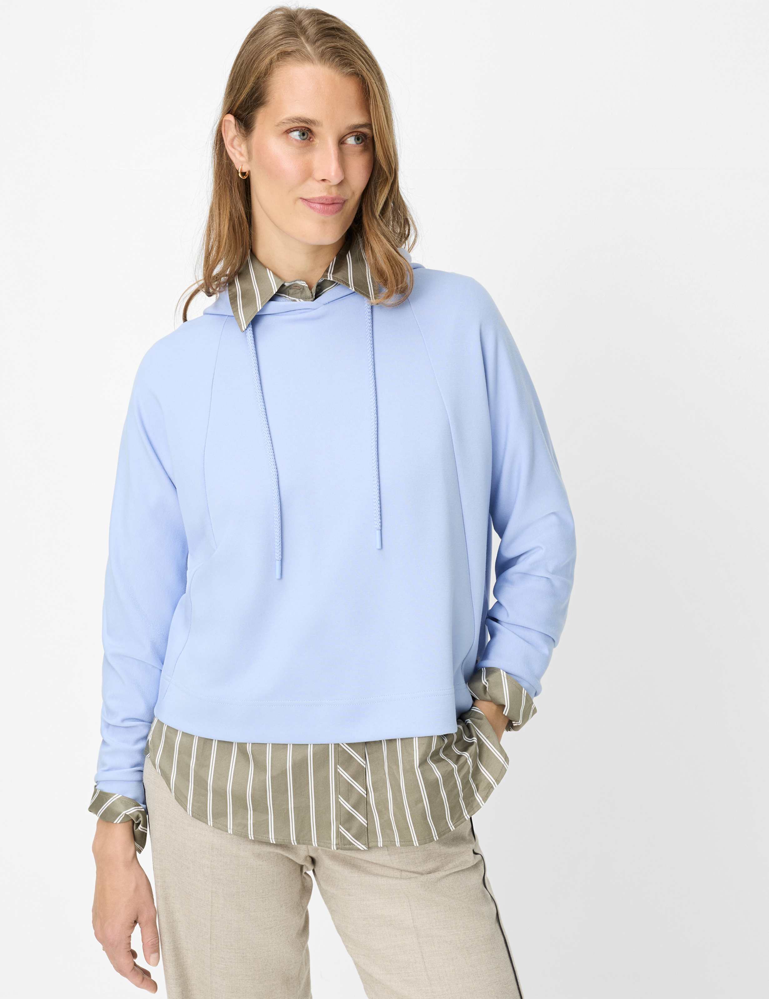Damen Style BECA L Hellblau  Model Front