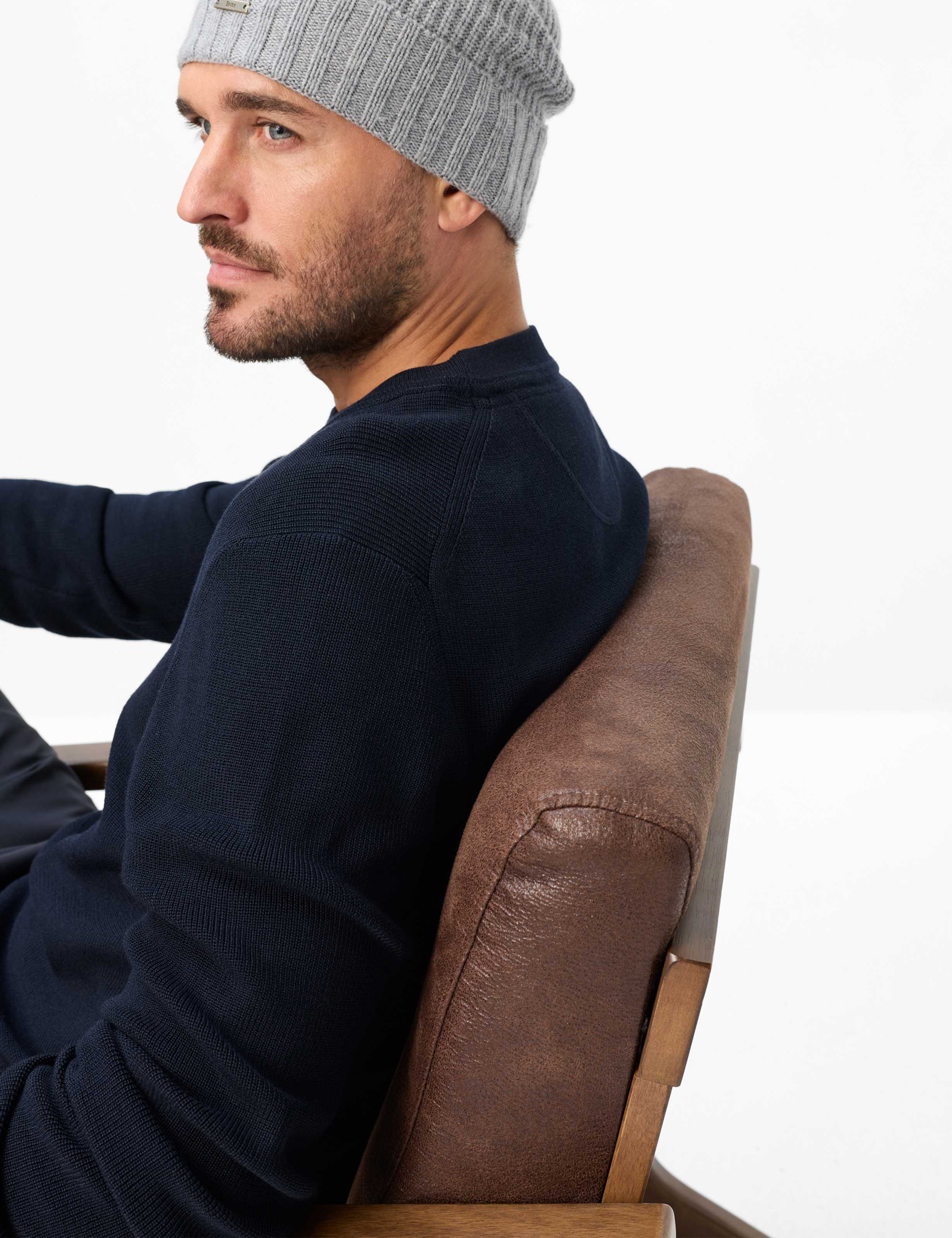 Herren Style ROY Dunkelblau  Detail 1