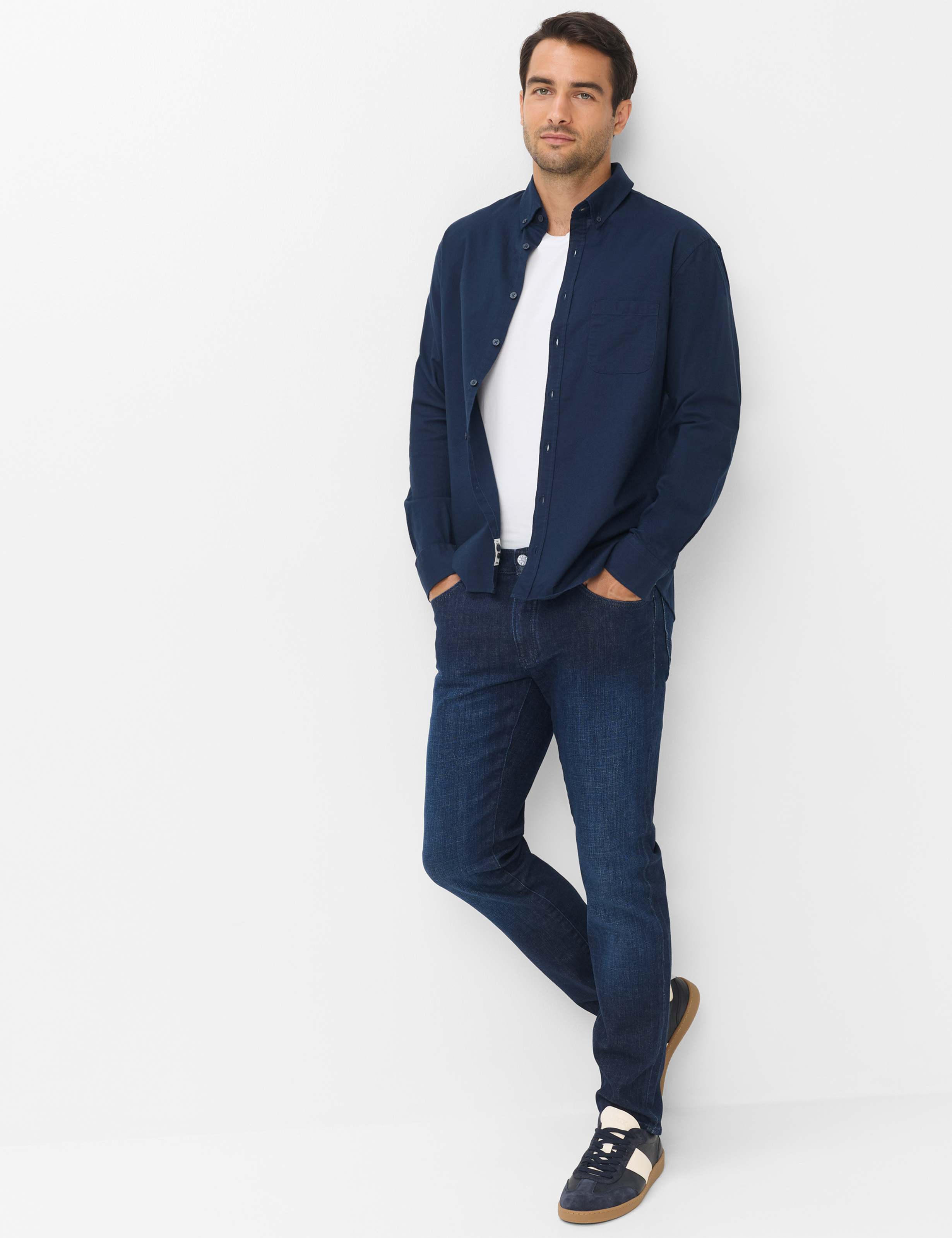 Herren Style DANIEL Dunkelblau  Model Outfit