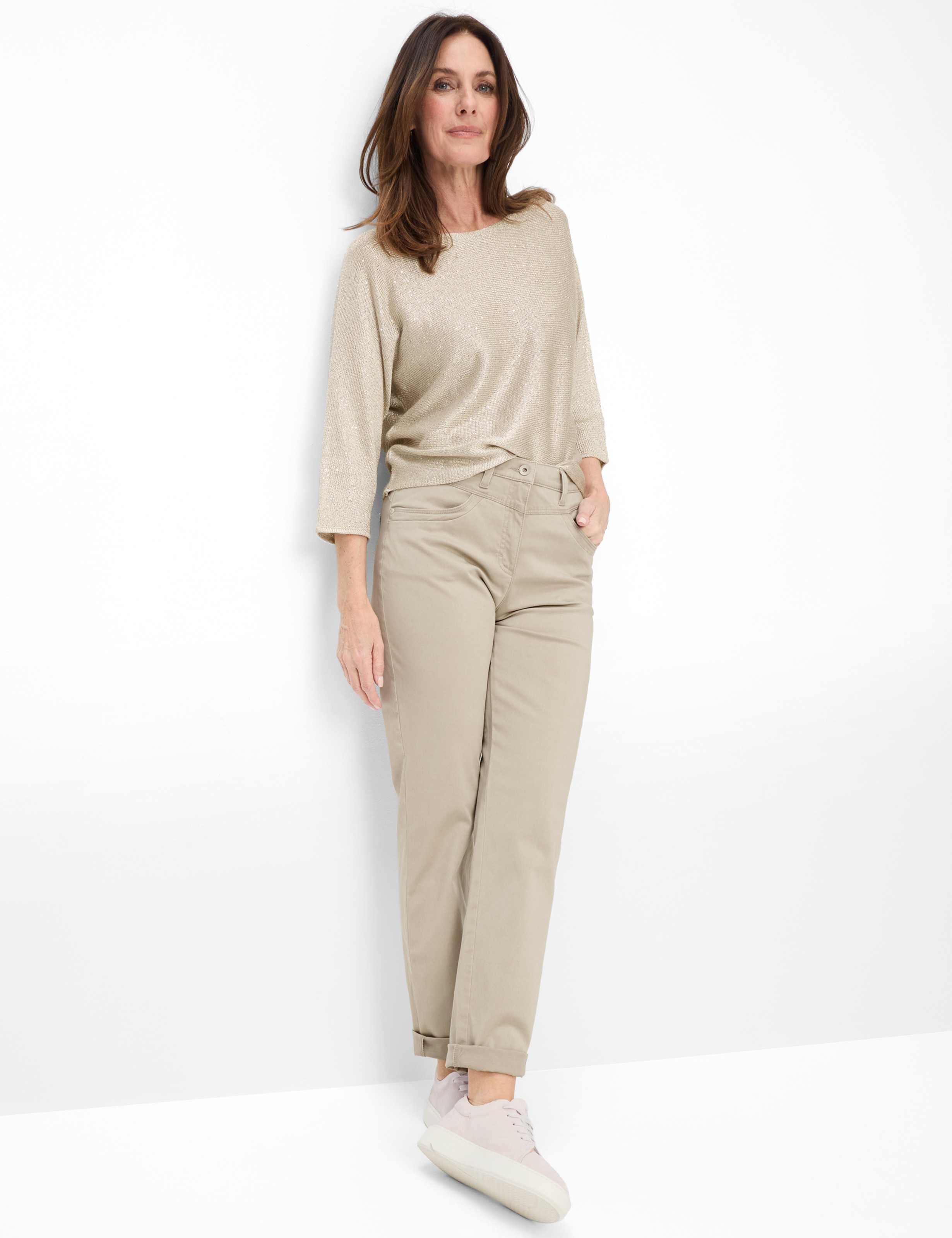 Damen Style CAREN NEW Beige Comfort Plus Fit Model Outfit