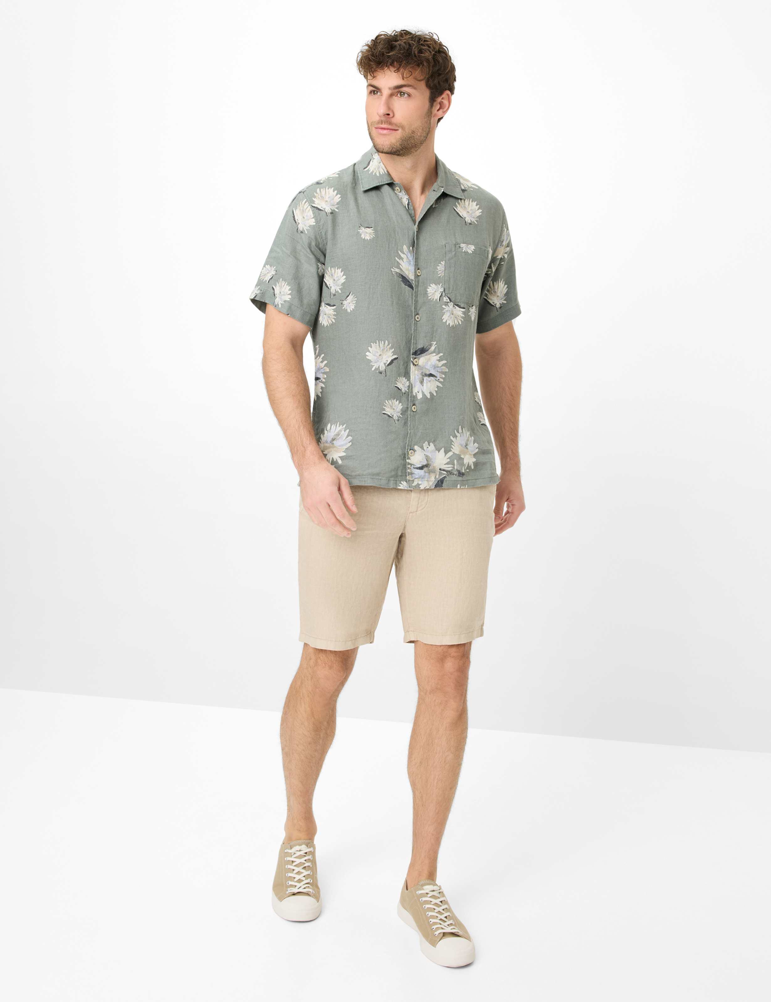 Herre Style BALU Beige Modern Fit Model Outfit