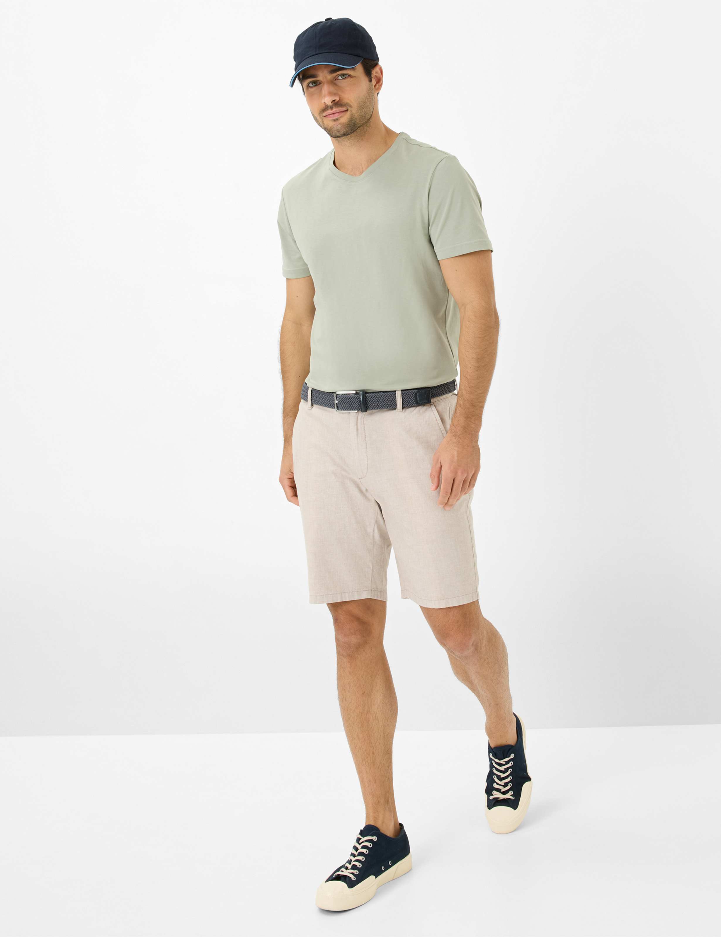 Men Style BALU Beige Modern Fit Model Outfit