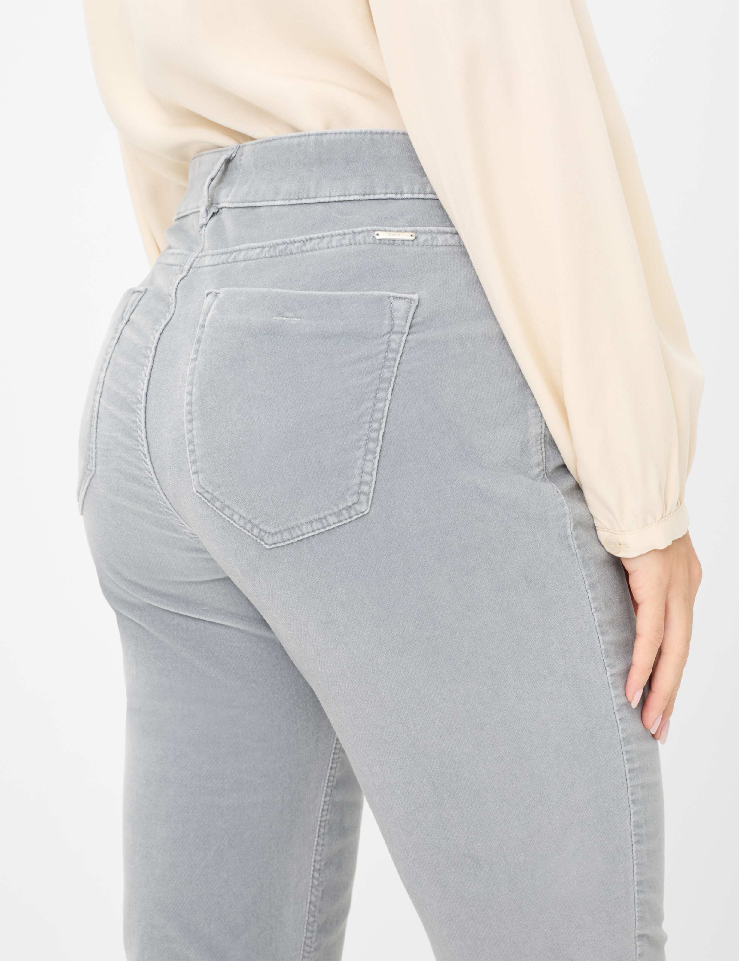 Damen Style SHAKIRA Grau Slim Fit Detail 2