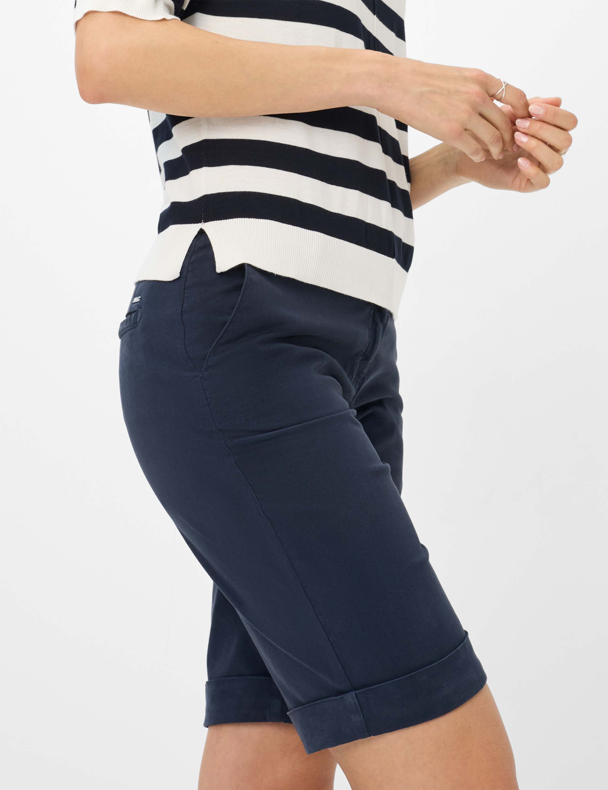 Damen Style MIA B Dunkelblau Slim Fit Detail 2
