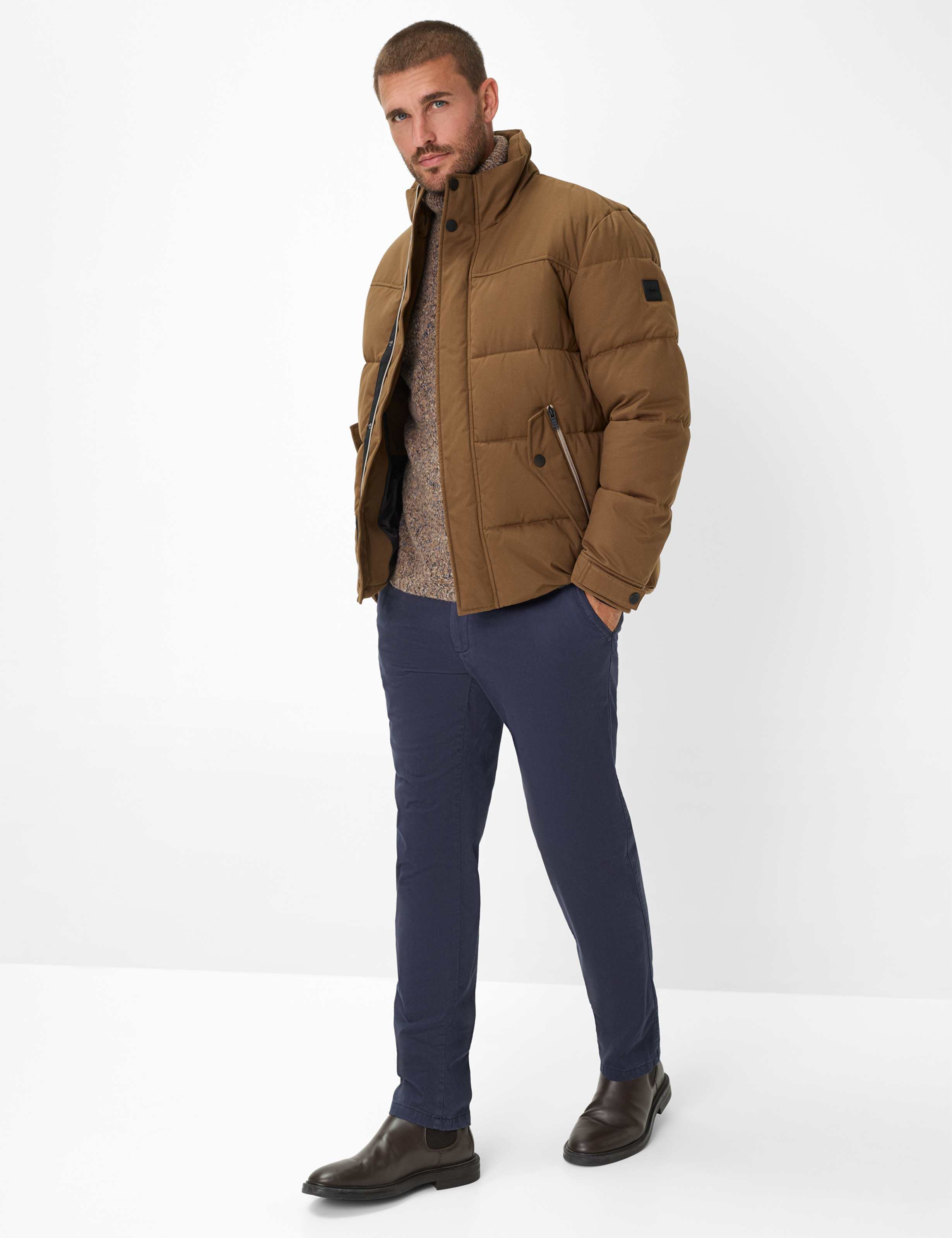 Herren Style EVEREST Dunkelblau Regular Fit Model Outfit