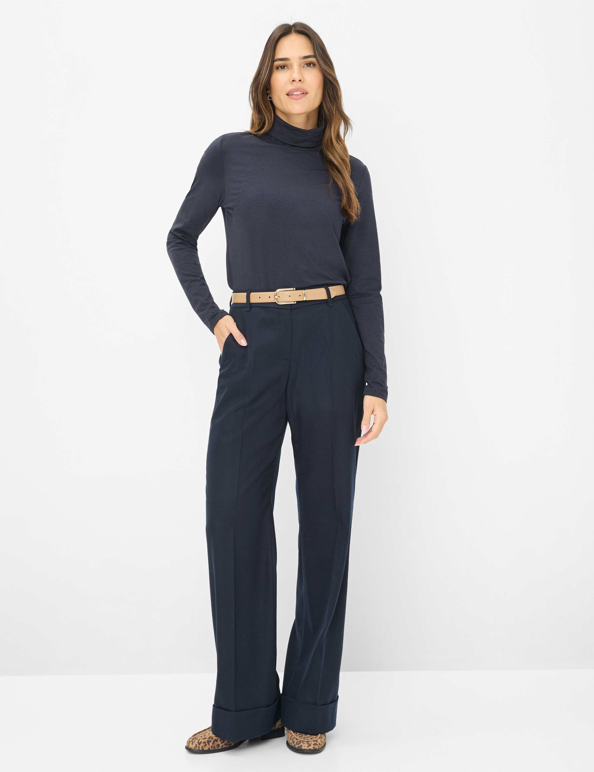 Damen Style CARINA L Dunkelblau  Model Outfit